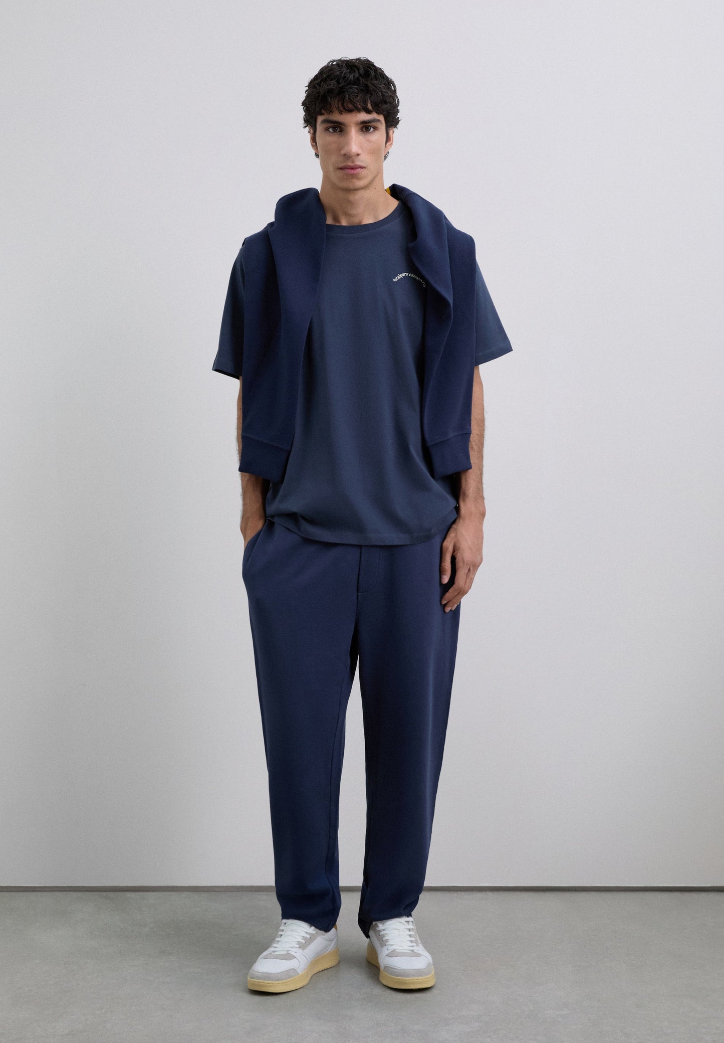 T-SHIRT WITH LOGO PRINT