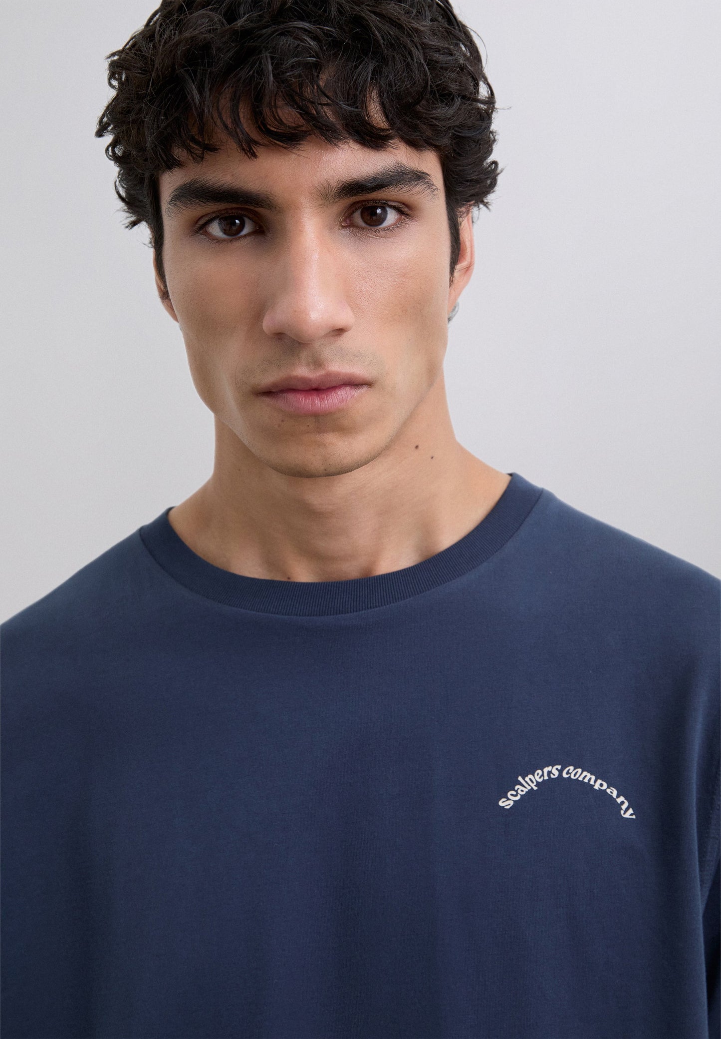 T-SHIRT WITH LOGO PRINT