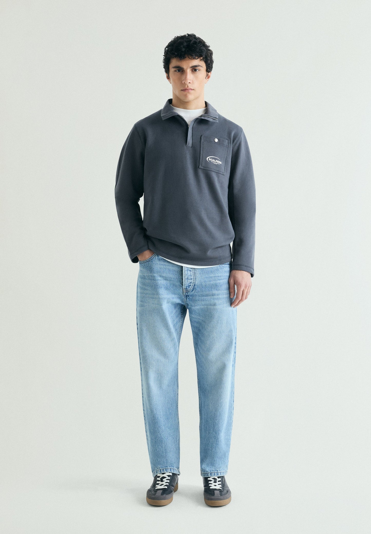 HALF ZIP SWEATSHIRT WITH POCKET