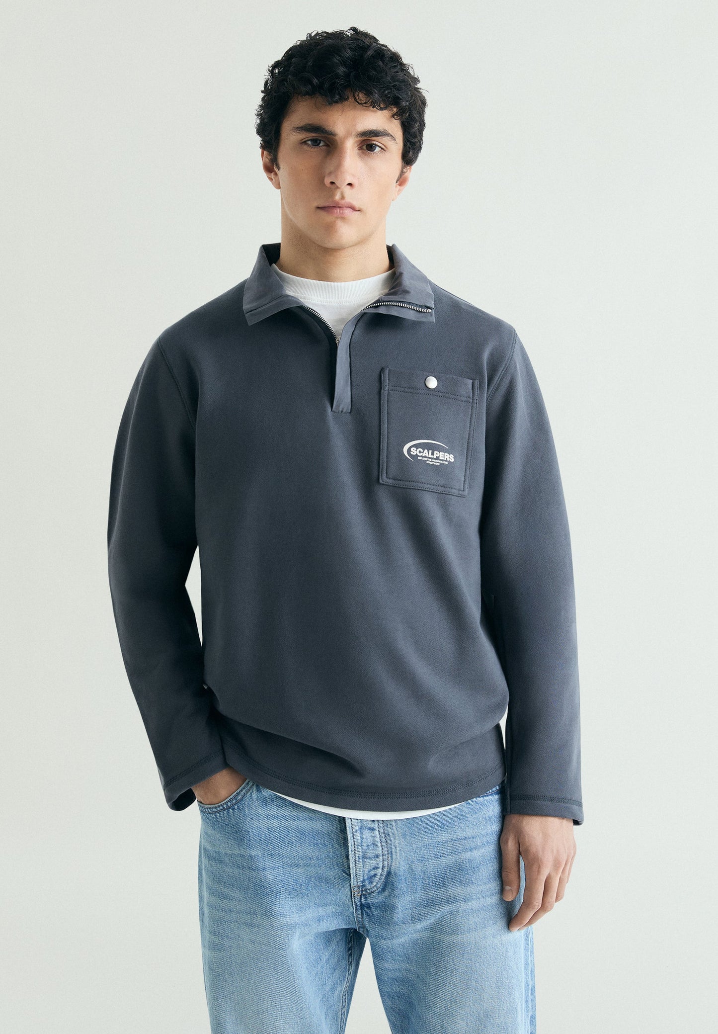 HALF ZIP SWEATSHIRT WITH POCKET