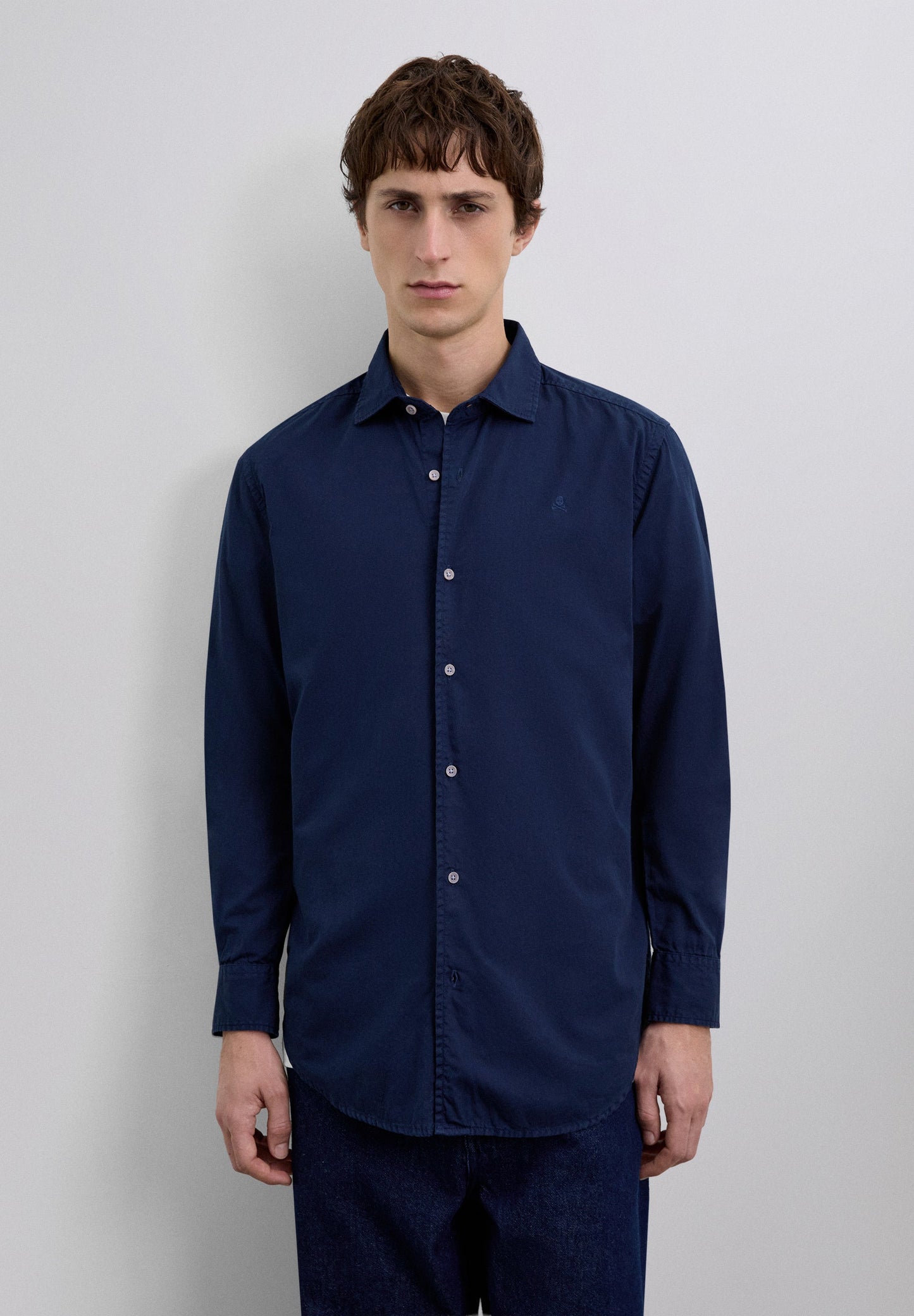 CAMISA CALAVERA BORDADA - Scalpers