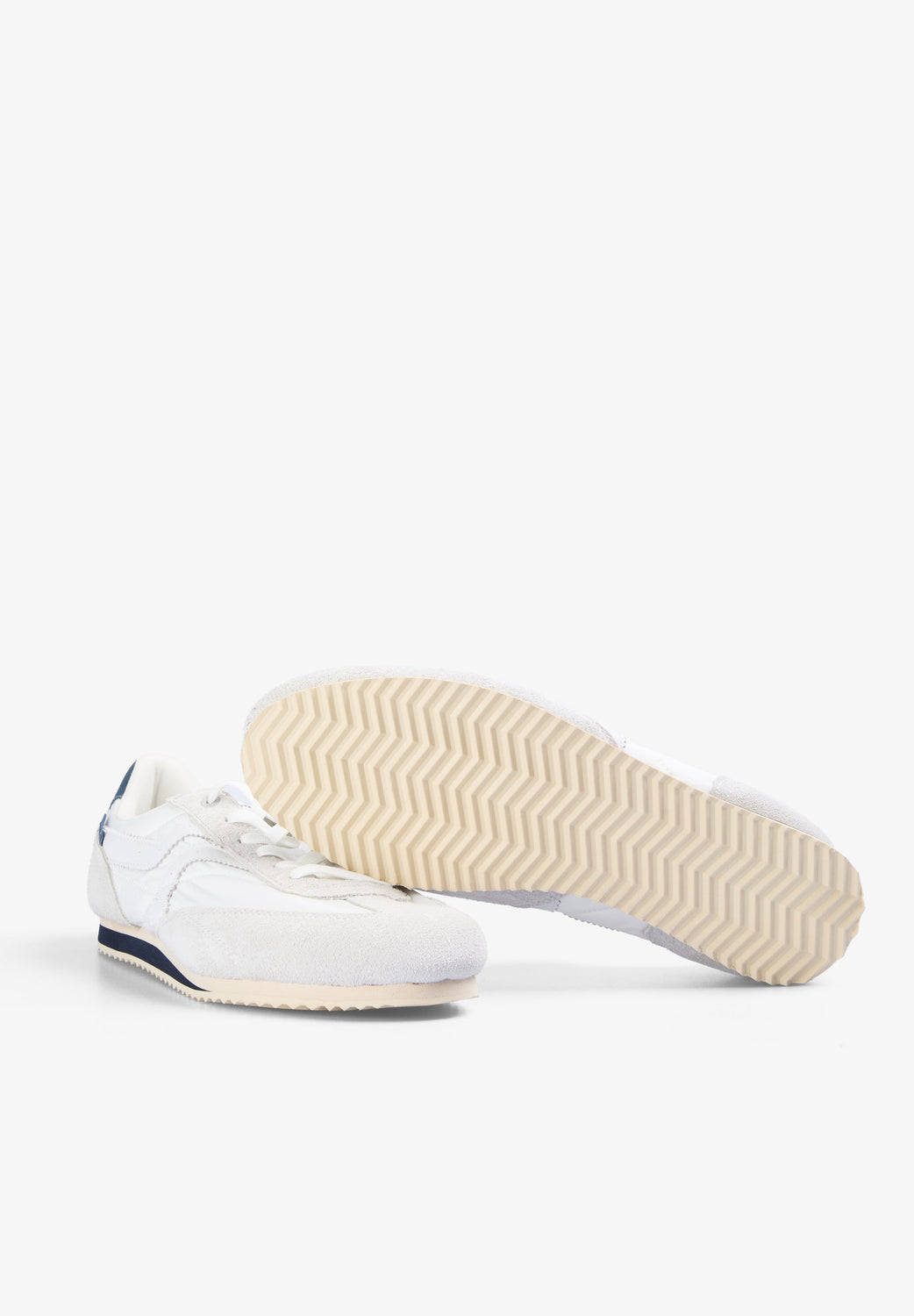 SNEAKERS ESTILO RETRO - Scalpers