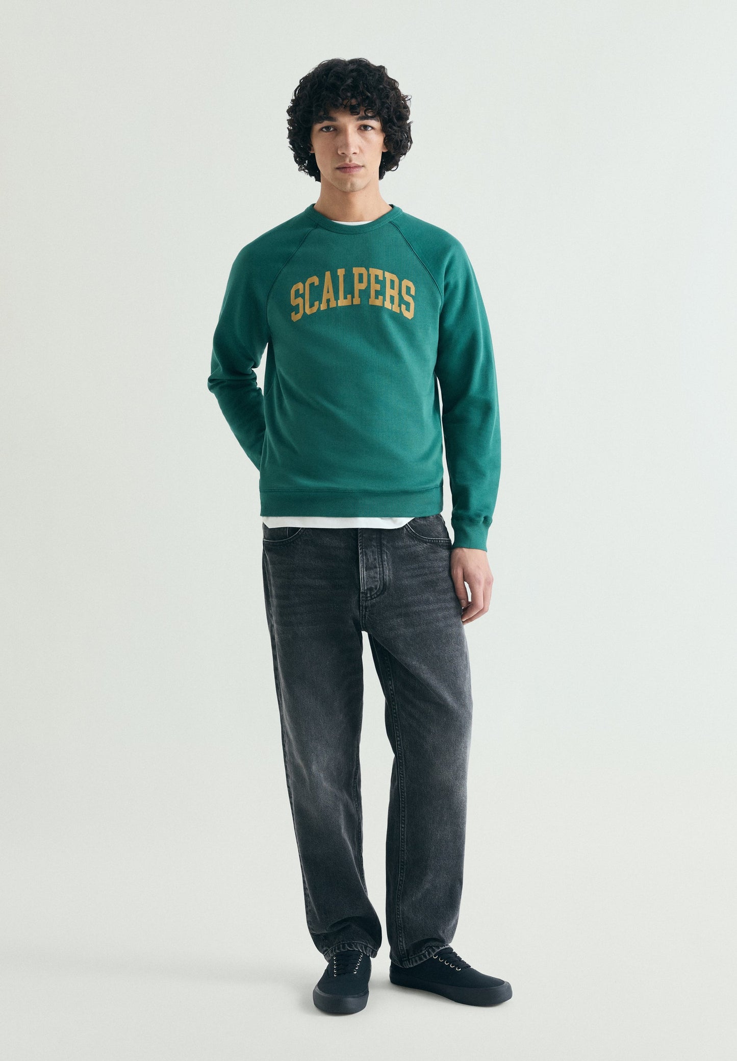 VARISTY PRINT SWEATSHIRT