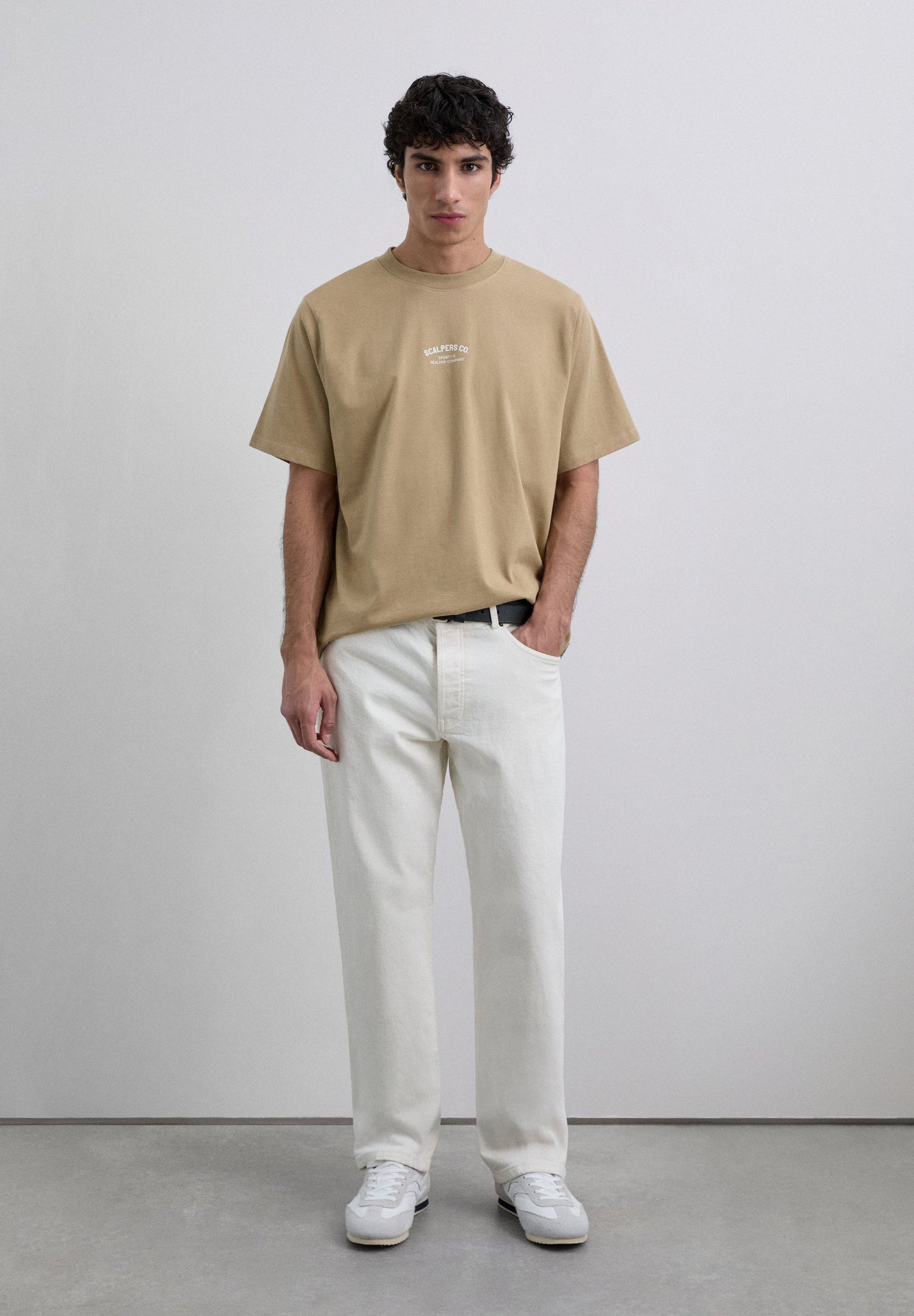 PRINT T-SHIRT WITH CONTRAST LOGO