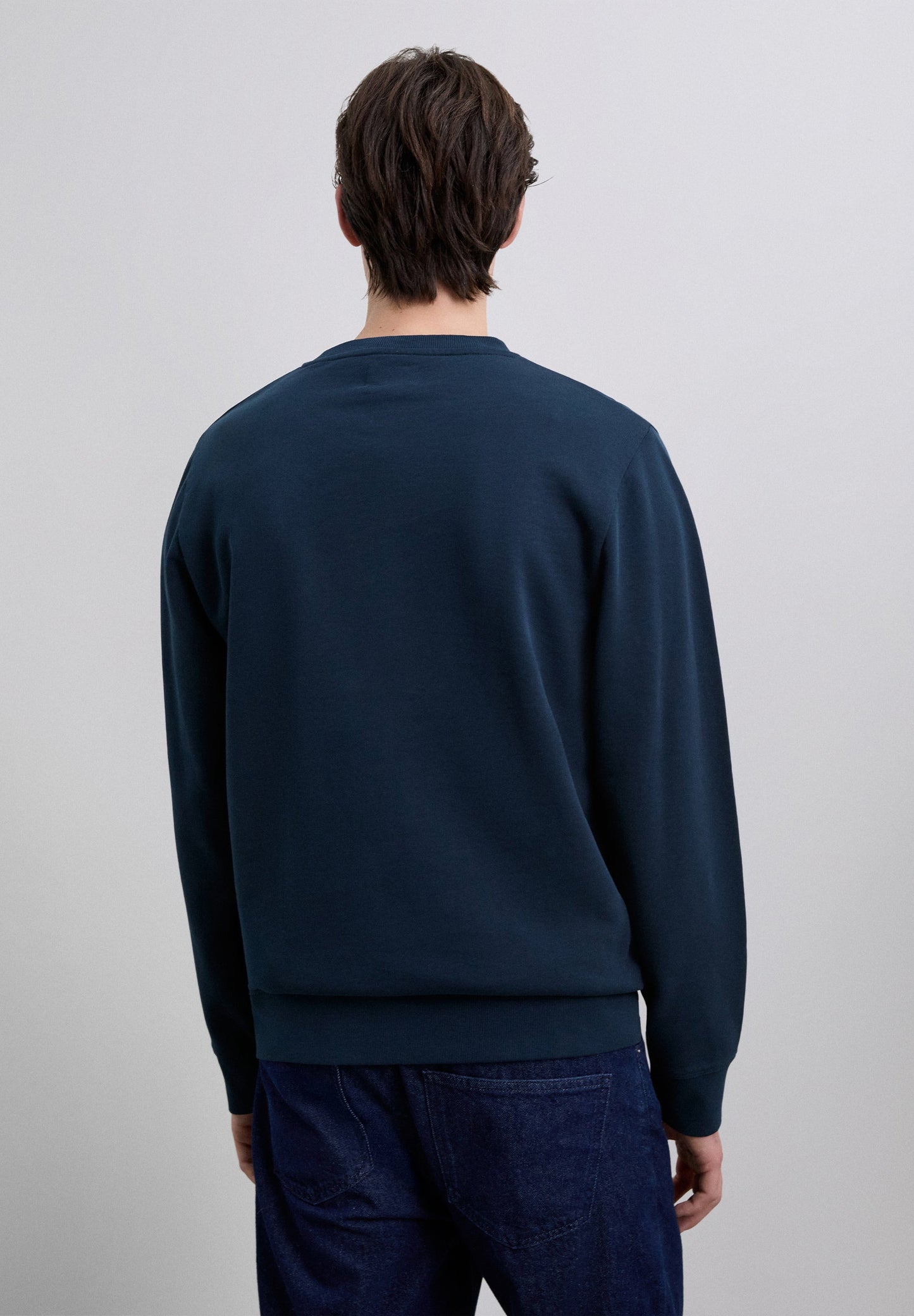 SWEATSHIRT WITH EMBROIDERED SKULL