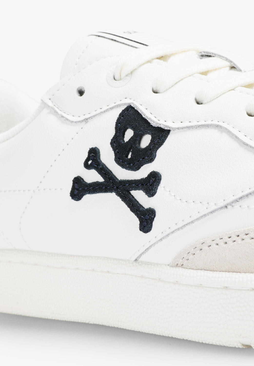 SNEAKERS CALAVERA PIEL - Scalpers