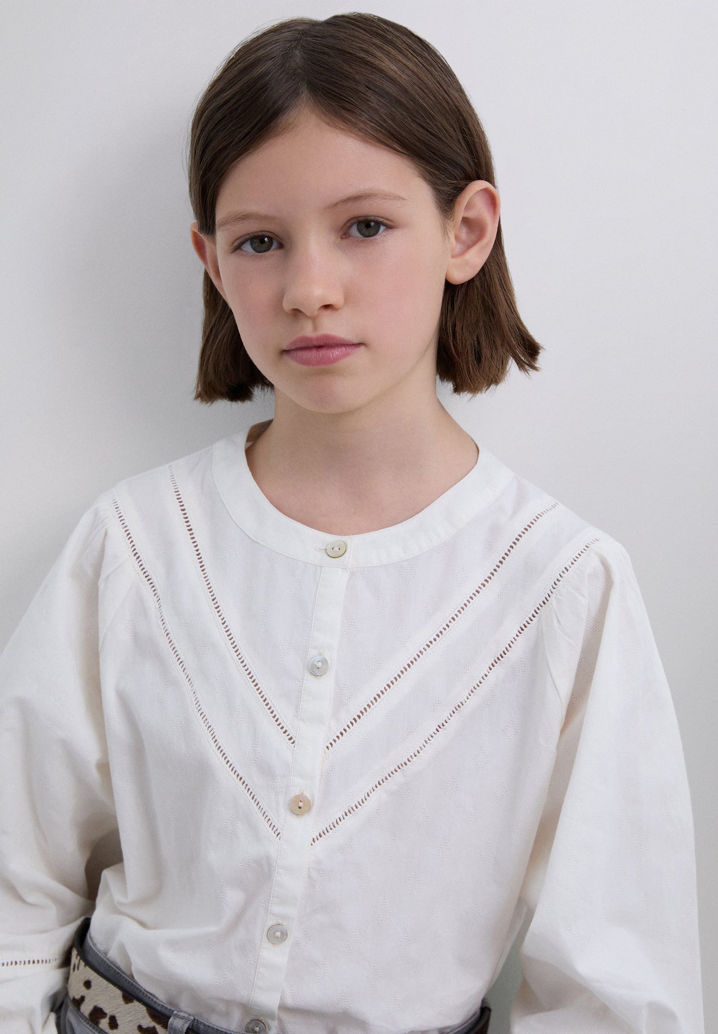 EMBROIDERED ROMANTIC SHIRT