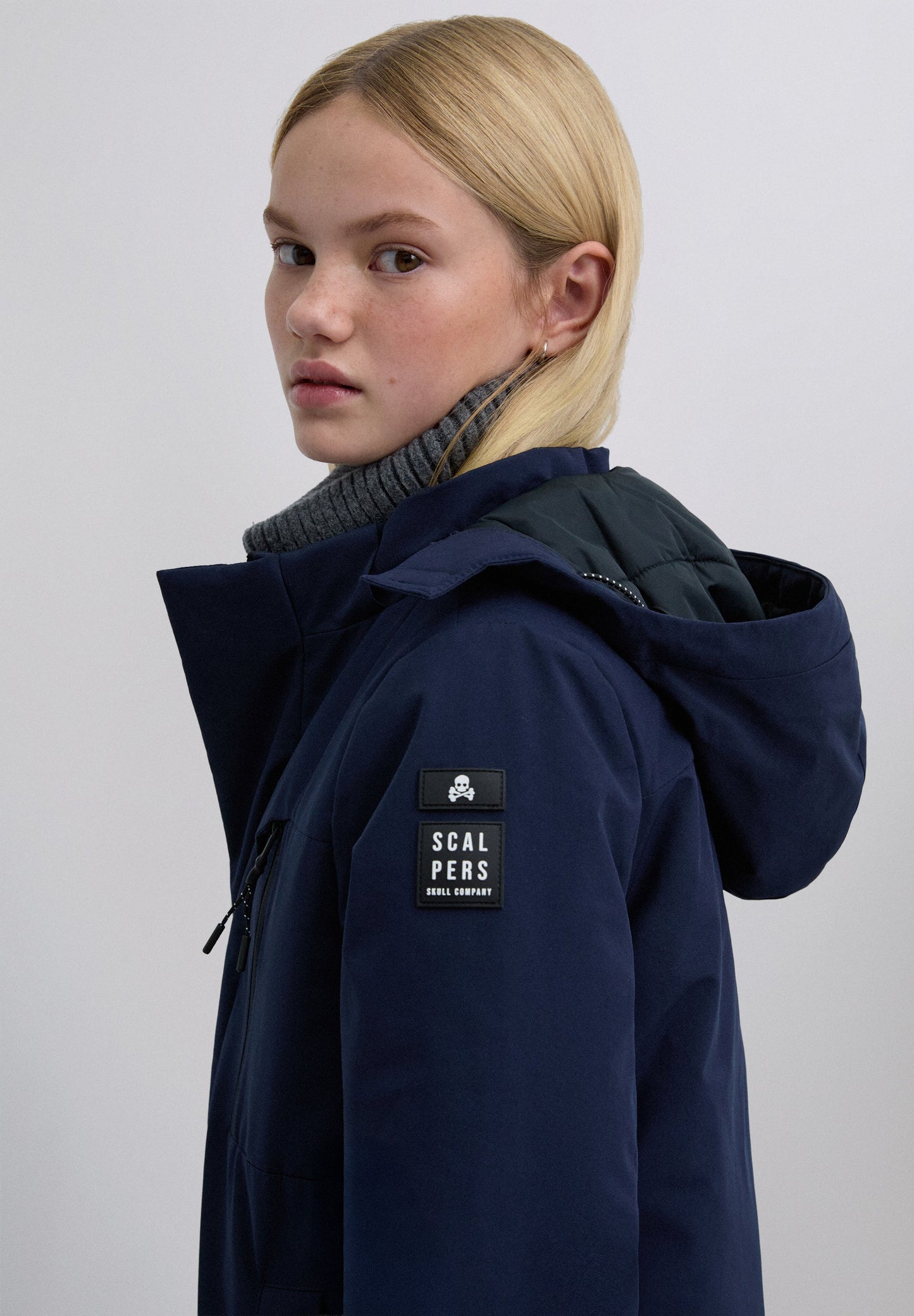 LONG PARKA WITH SIDE PATCH