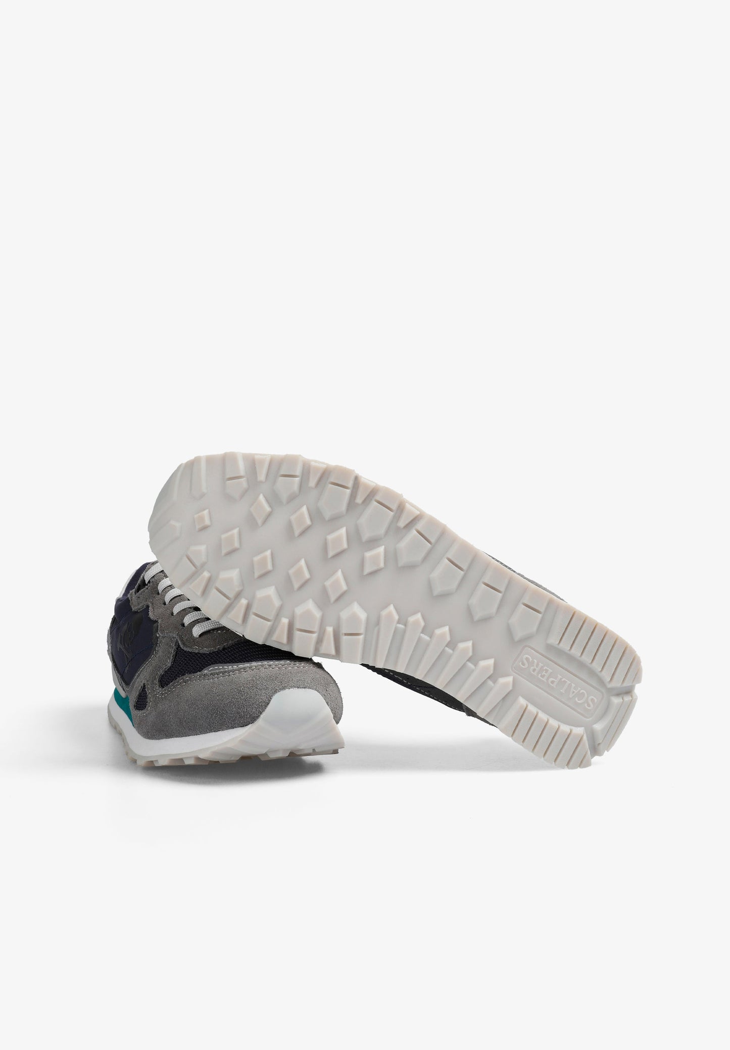 SNEAKERS PIEL CALAVERA LATERAL - Scalpers