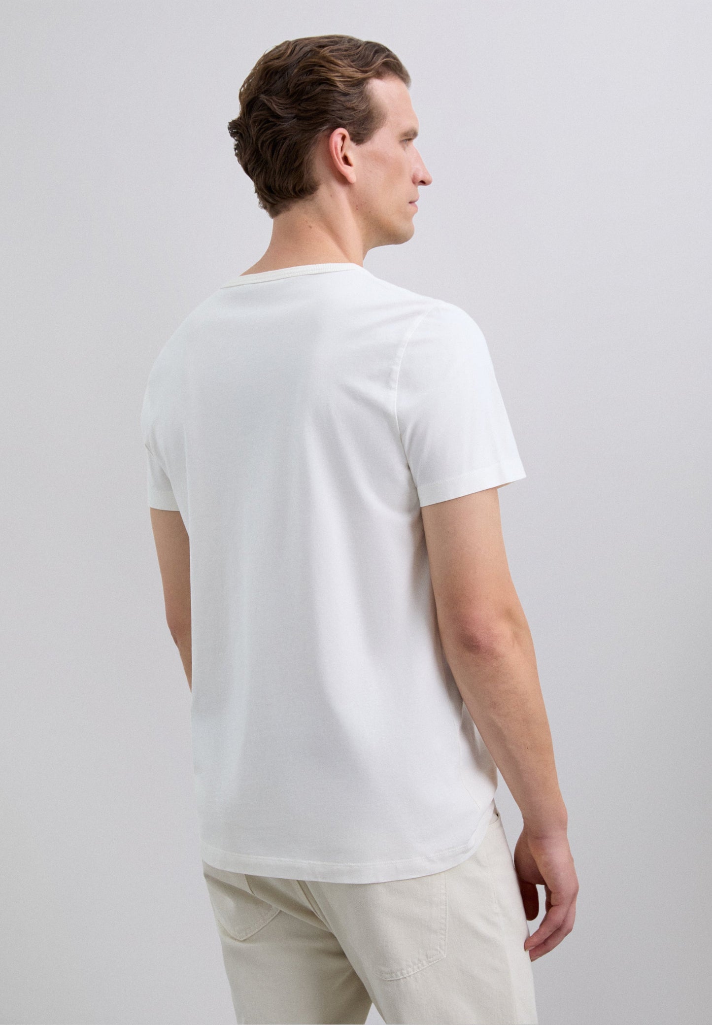 T-SHIRT WITH FRONT LOGO
