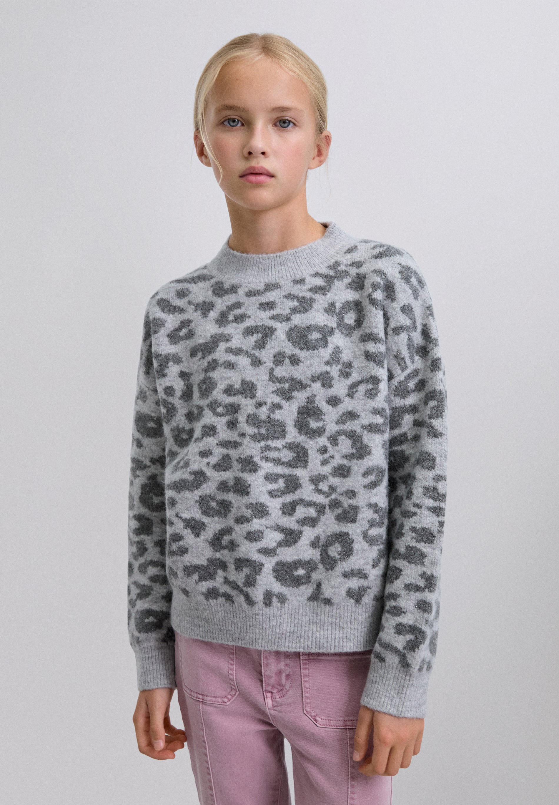 ANIMAL PRINT KNIT SWEATER