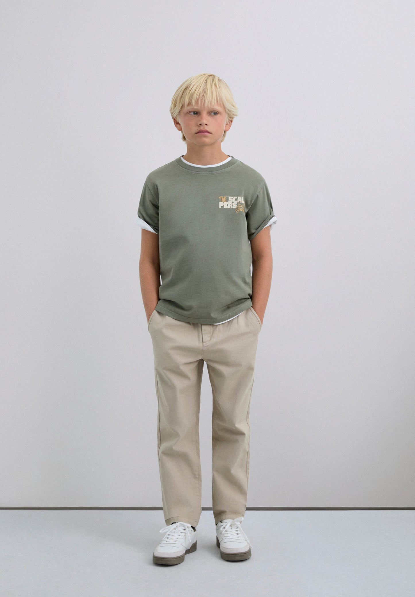 T-SHIRT WITH LOGO PRINT