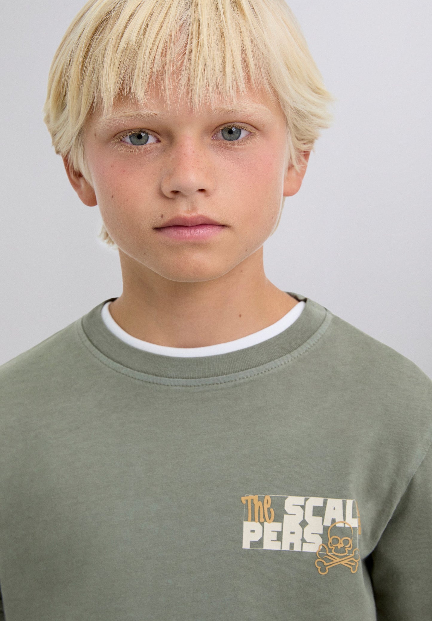 T-SHIRT WITH LOGO PRINT