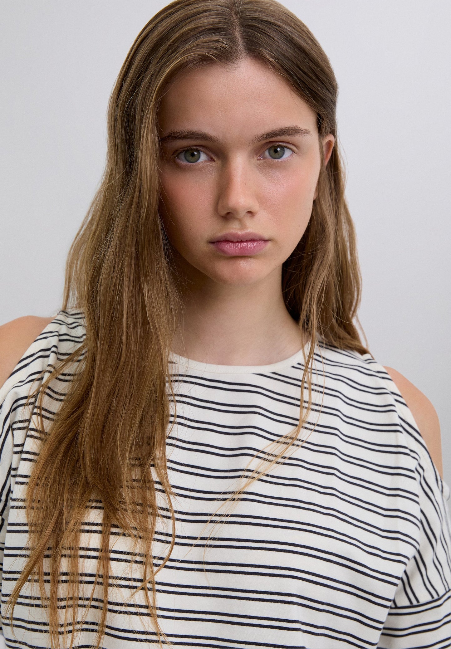 SKULL AND STRIPES T-SHIRT