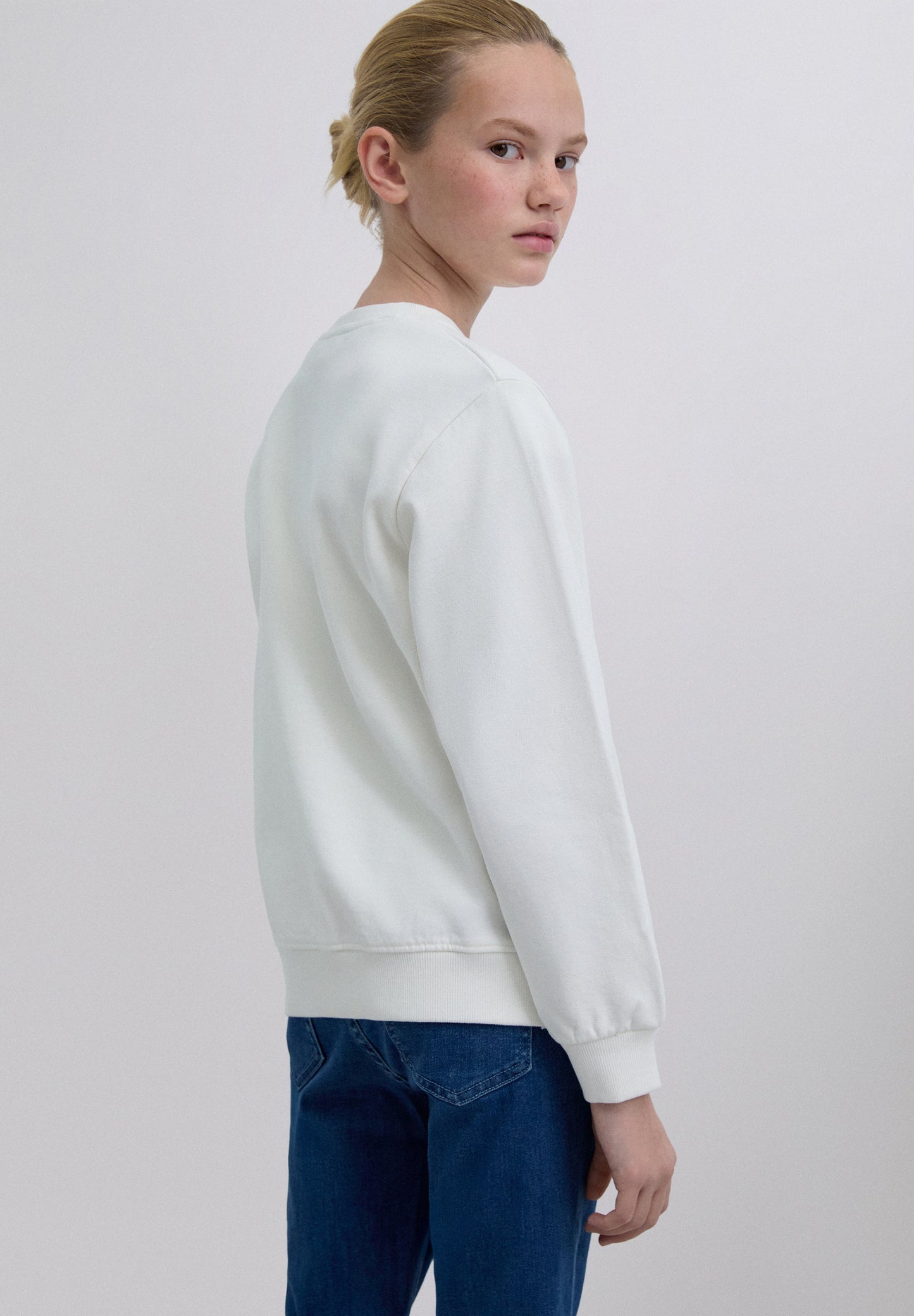 FLORAL PRINT SWEATSHIRT