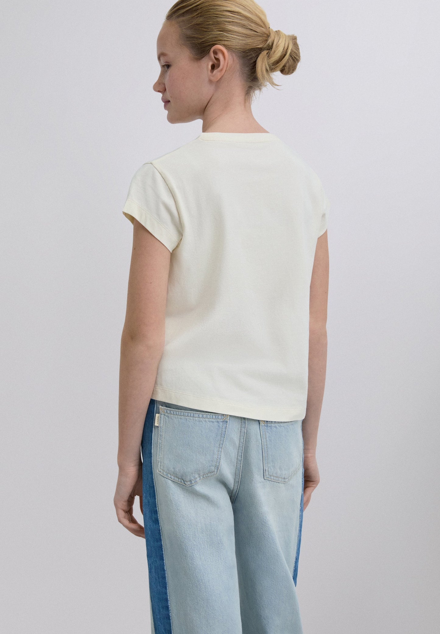 T-SHIRT WITH SKULL PRINT