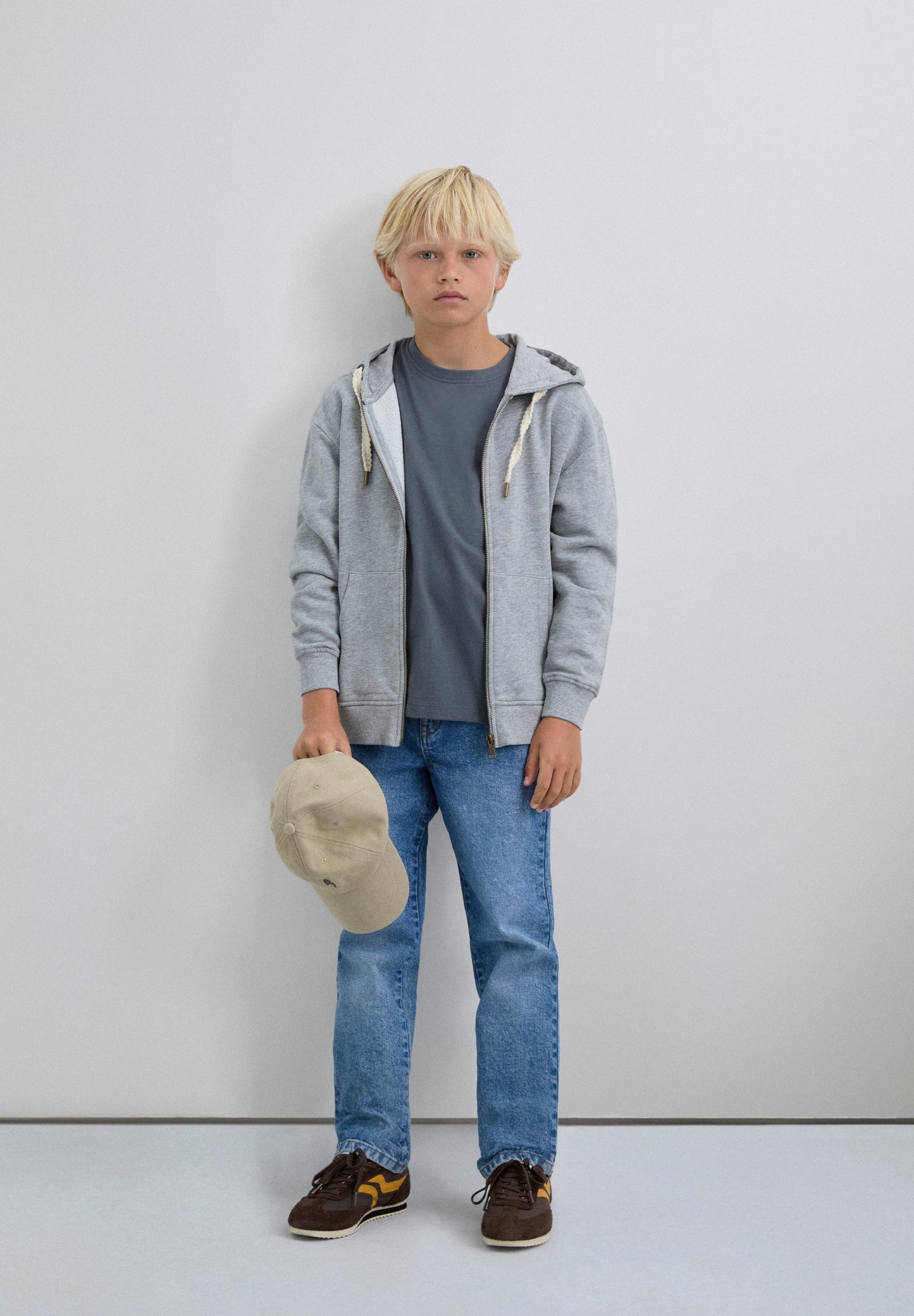 T-SHIRT WITH LOGO PRINT