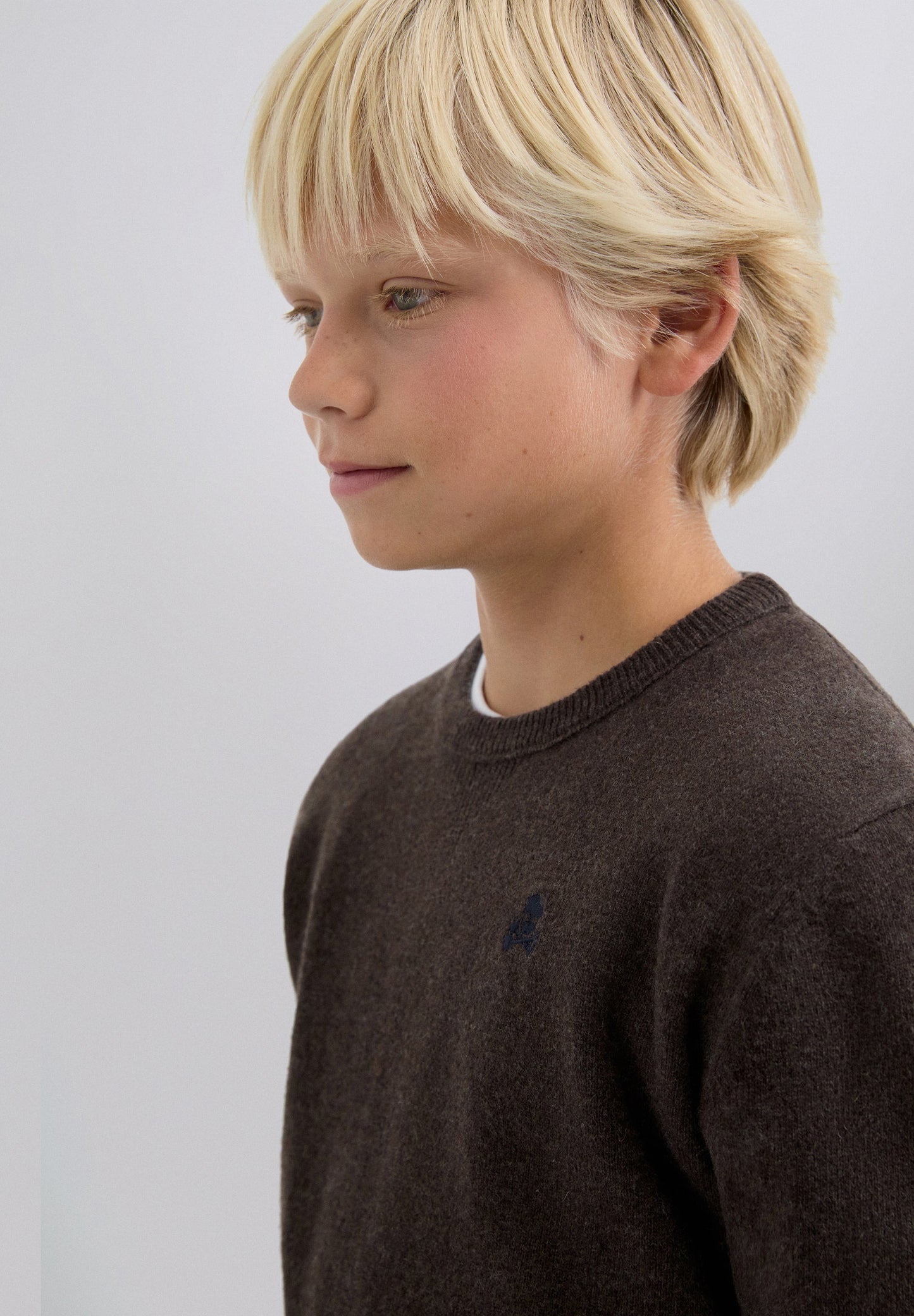 WOLLEN TRUI DOODSHOOFD