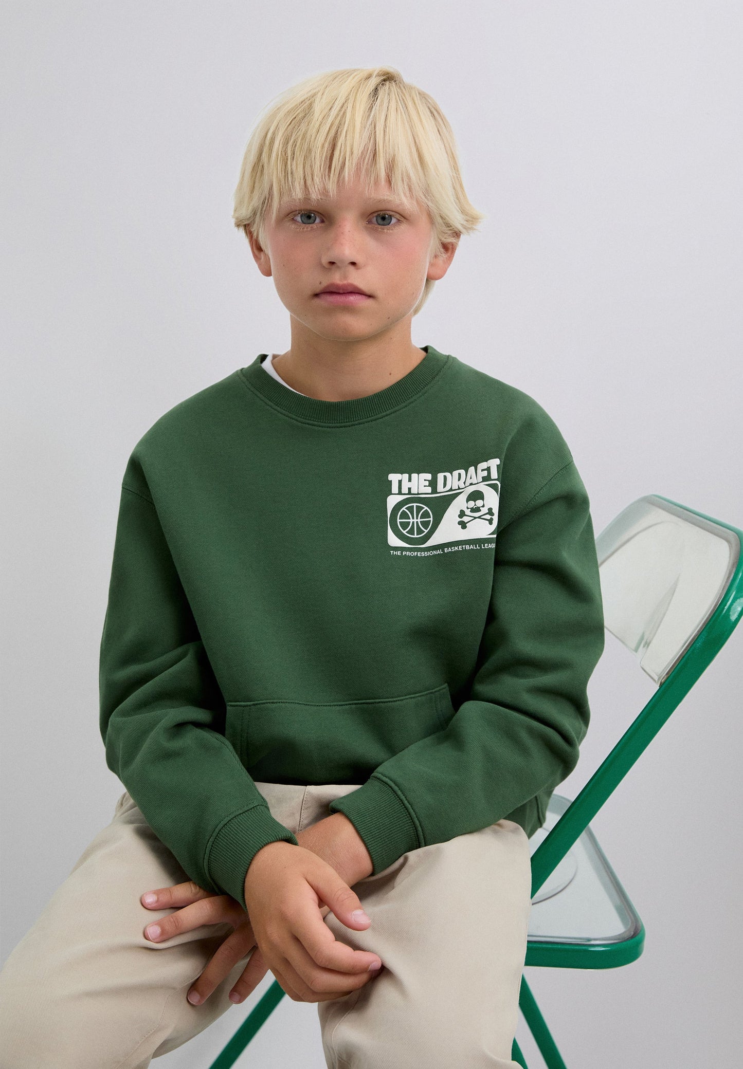 BASKETBALL PRINT SWEATSHIRT