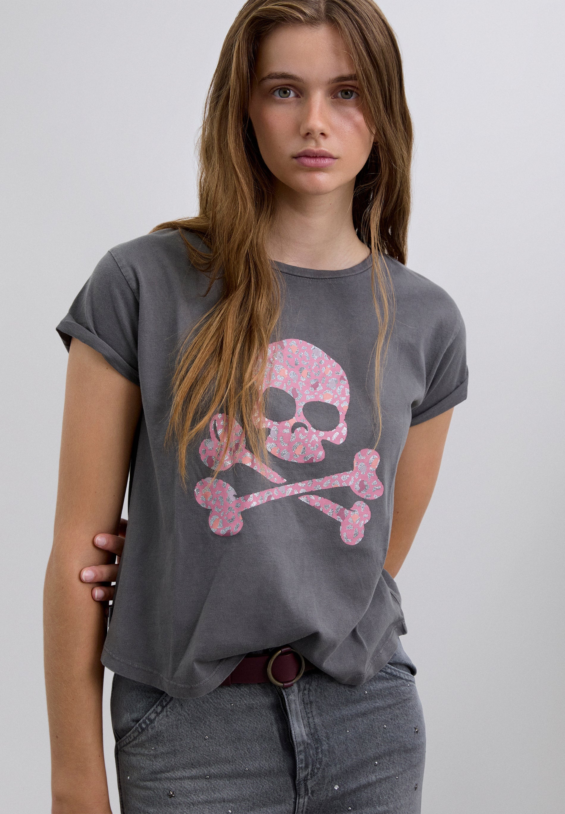 T-SHIRT WITH SKULL PRINT