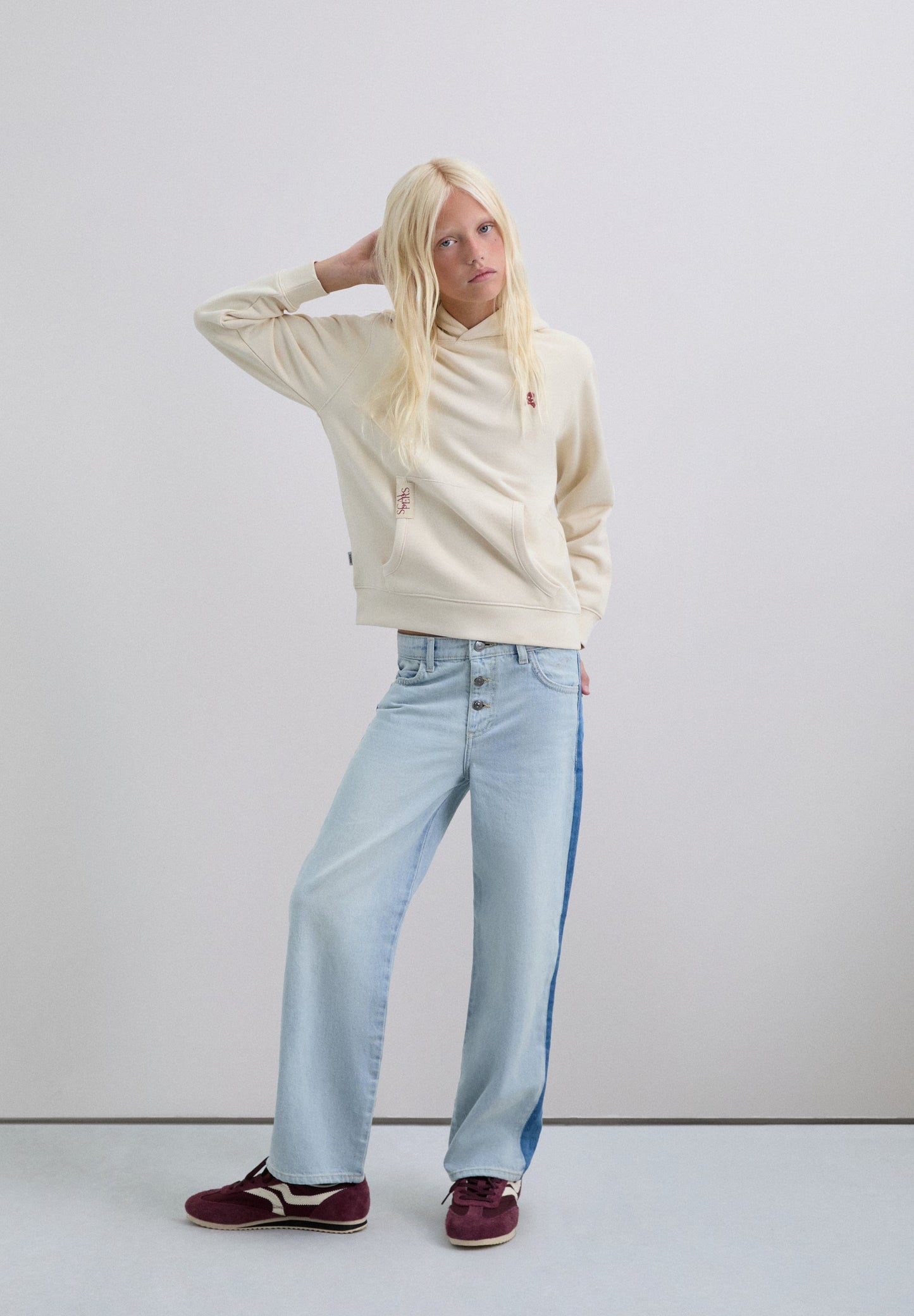 HOODIE WITH EMBROIDERED SKULL