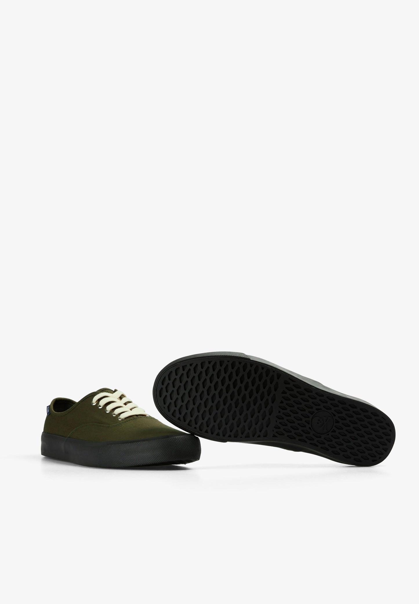 CANVAS LOW CUT SNEAKERS
