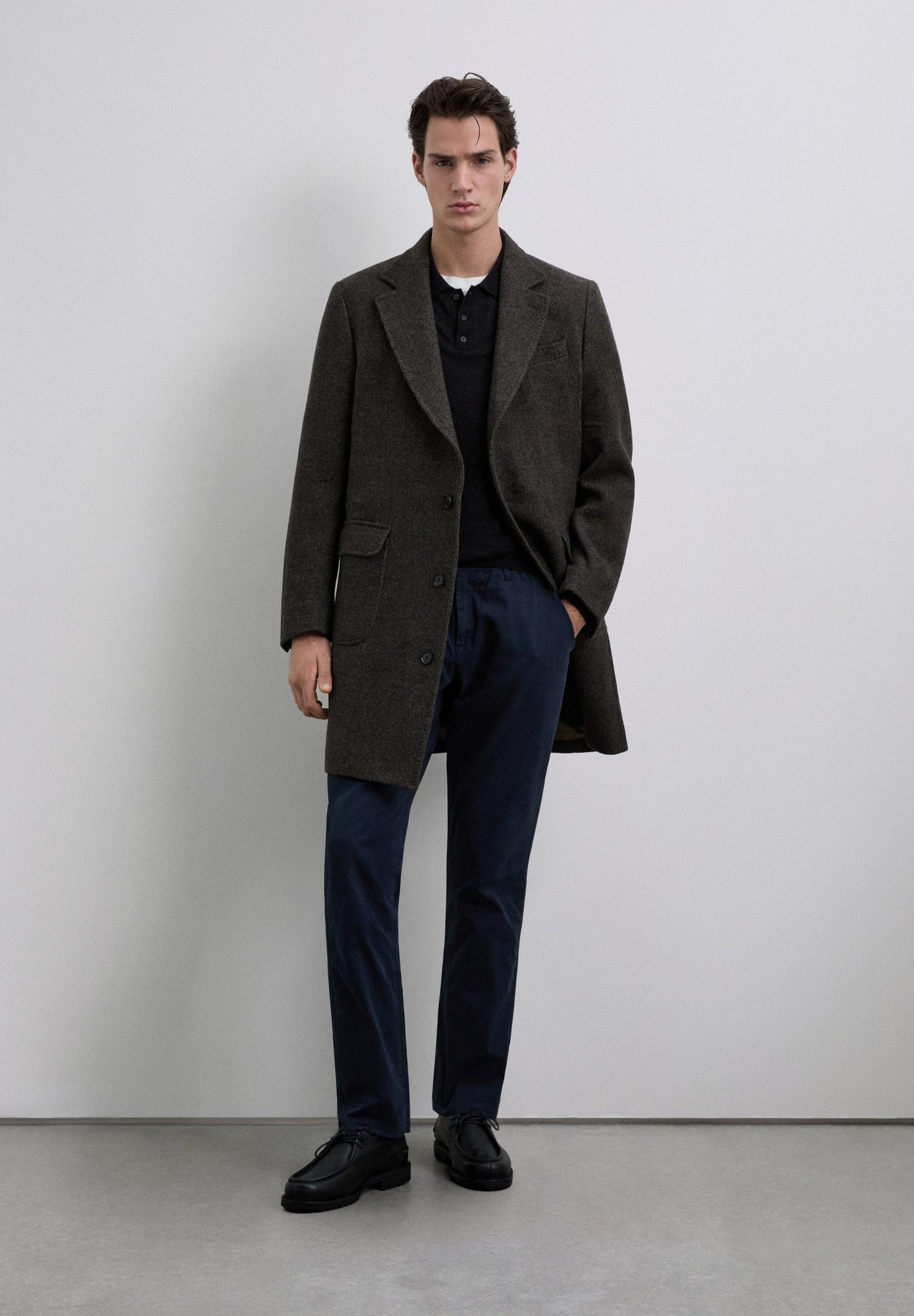 HERRINGBONE WOOL COAT