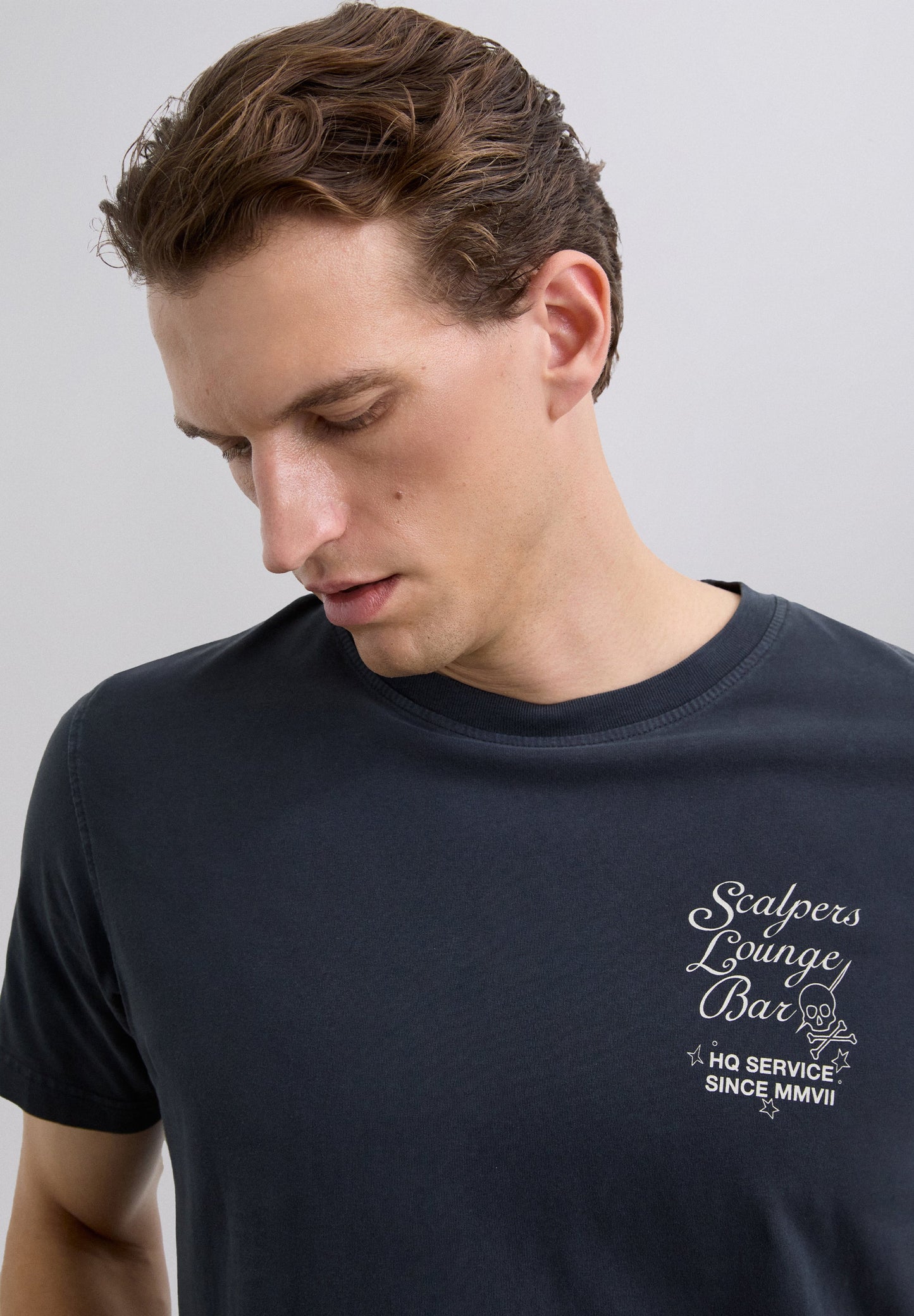 LOUNGE BAR PRINT T-SHIRT