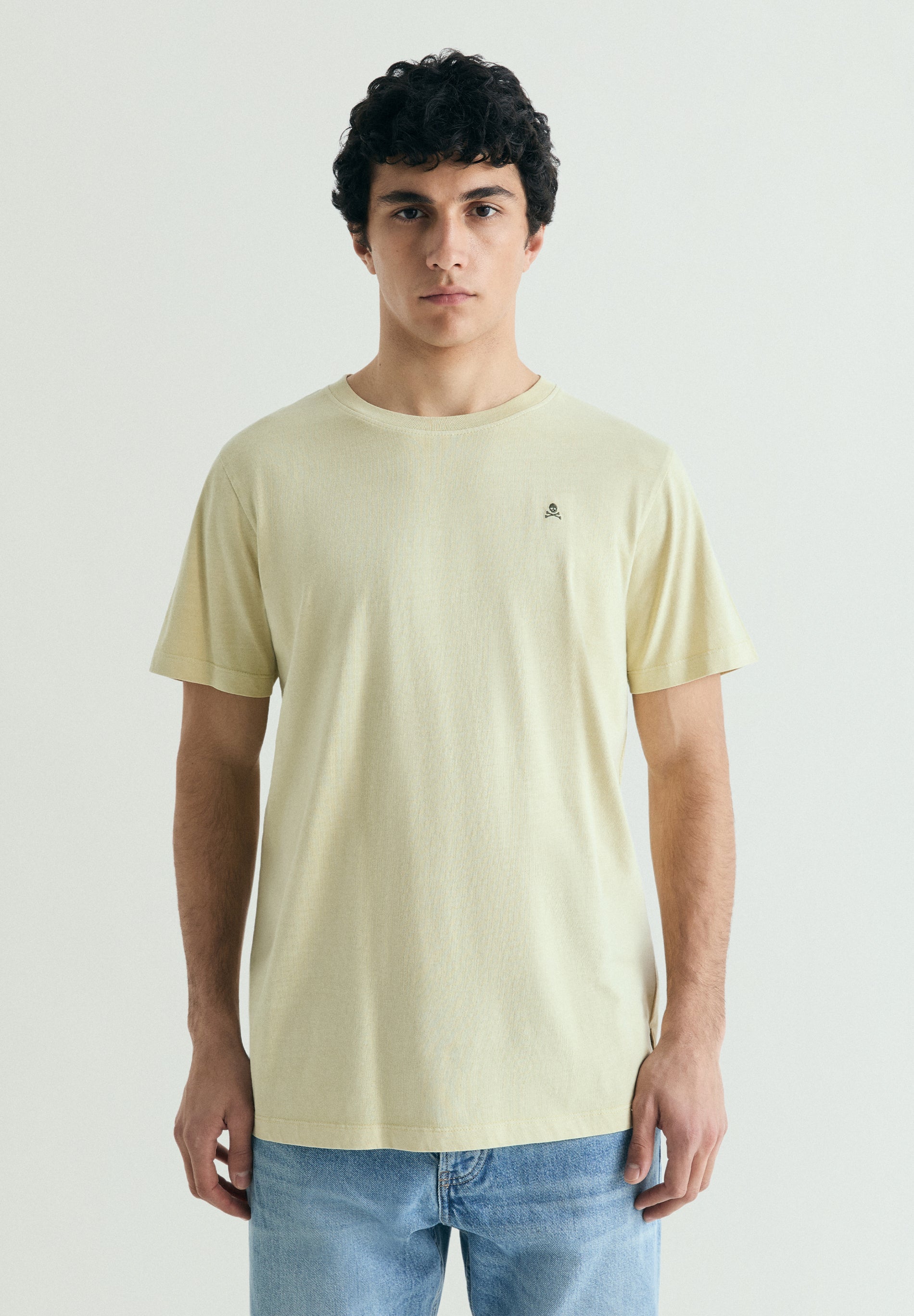 EMBROIDERED WASHED EFFECT T-SHIRT