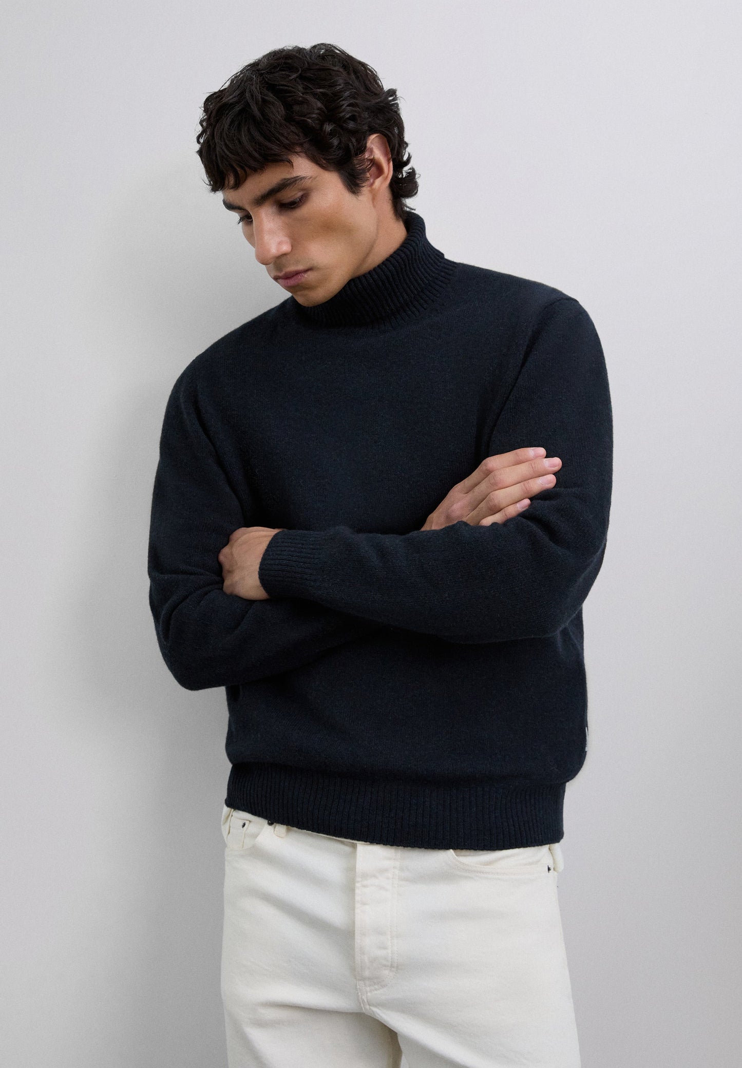 HIGH NECK WOOL SWEATER