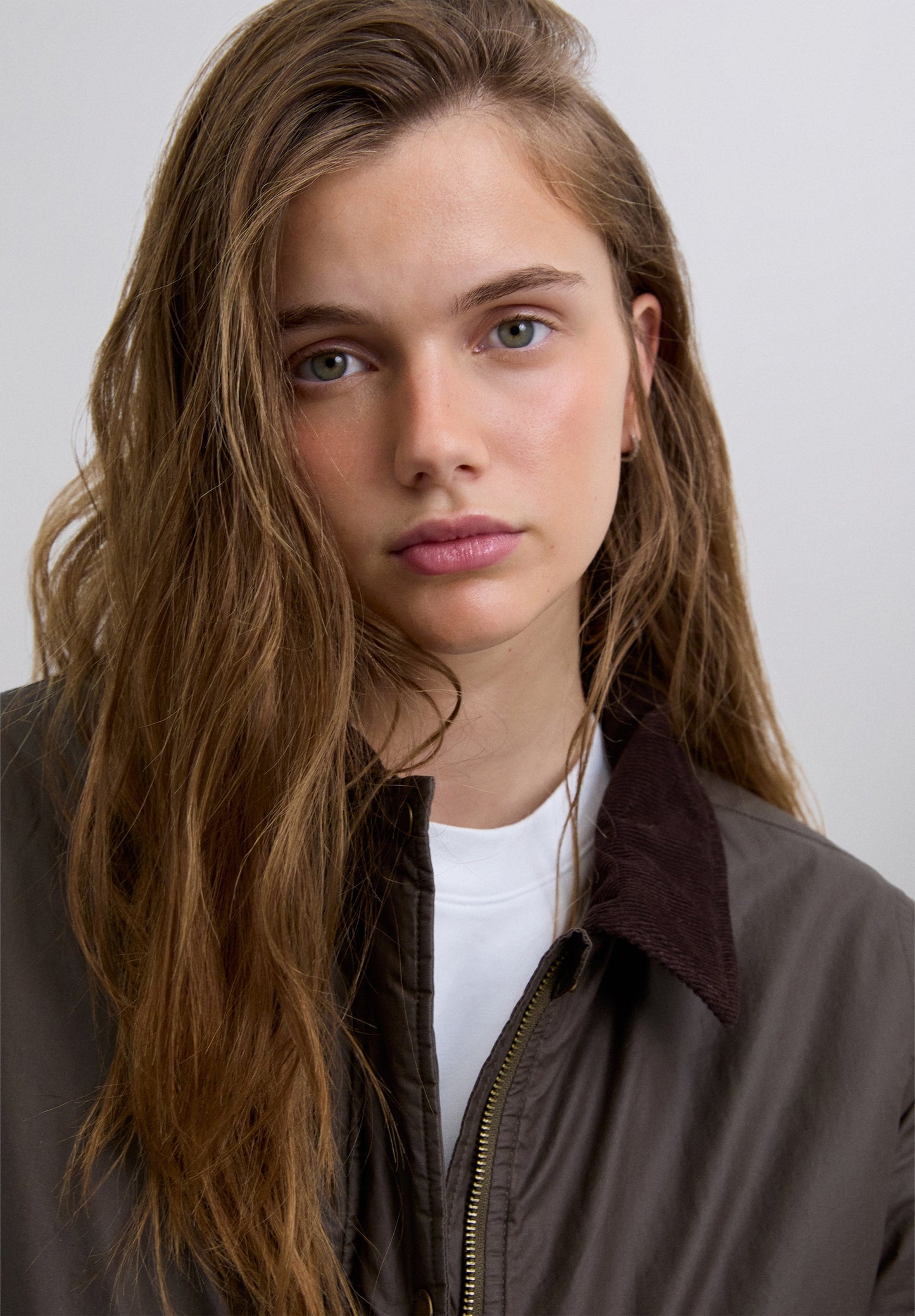 CONTRAST COLLAR JACKET