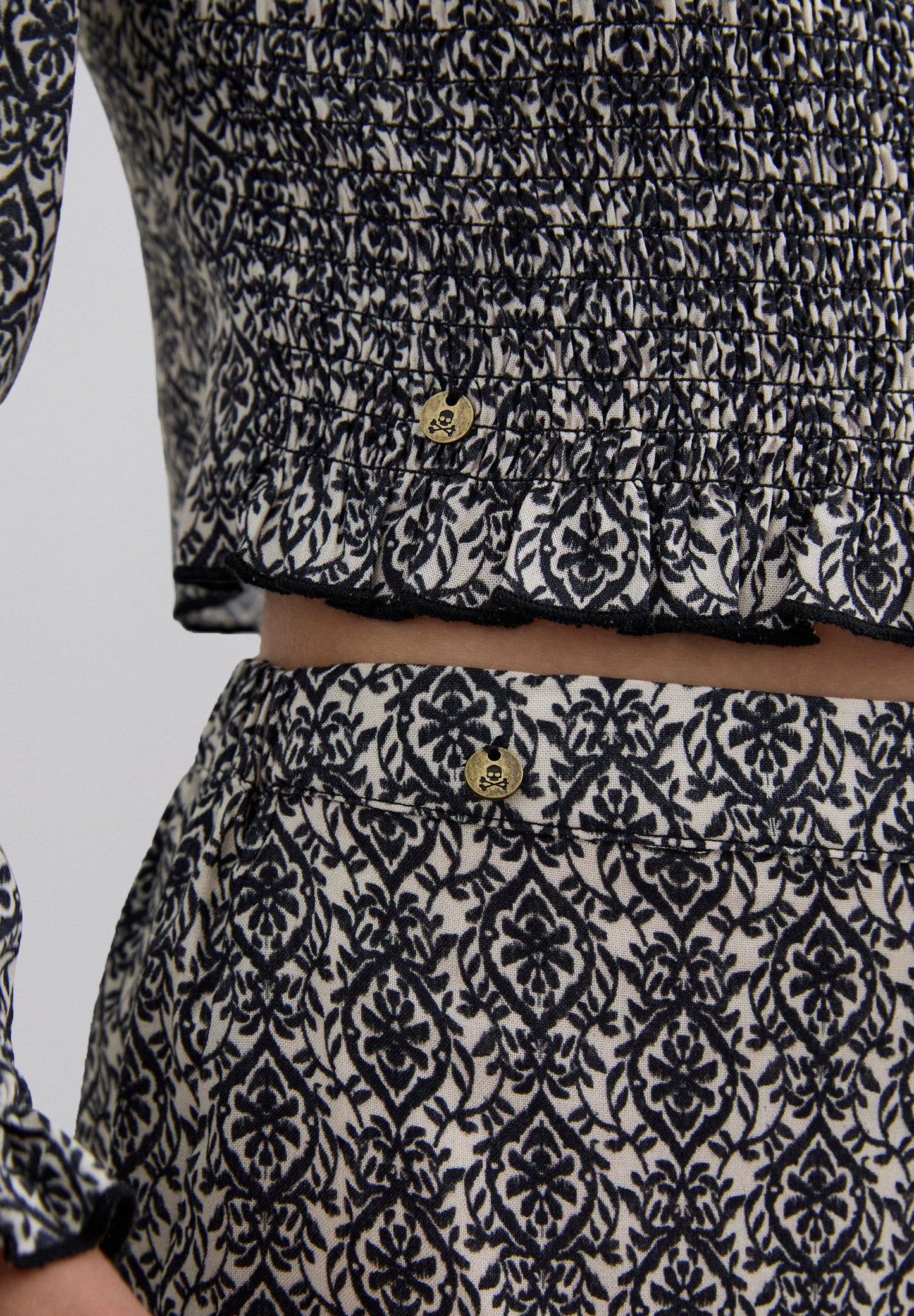 PRINTED RUFFLE SKIRT