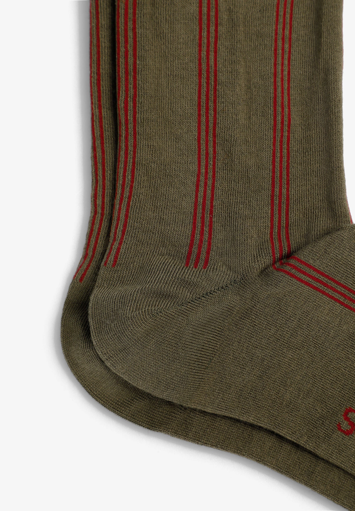 CONTRAST STRIPED EMBROIDERED SOCKS