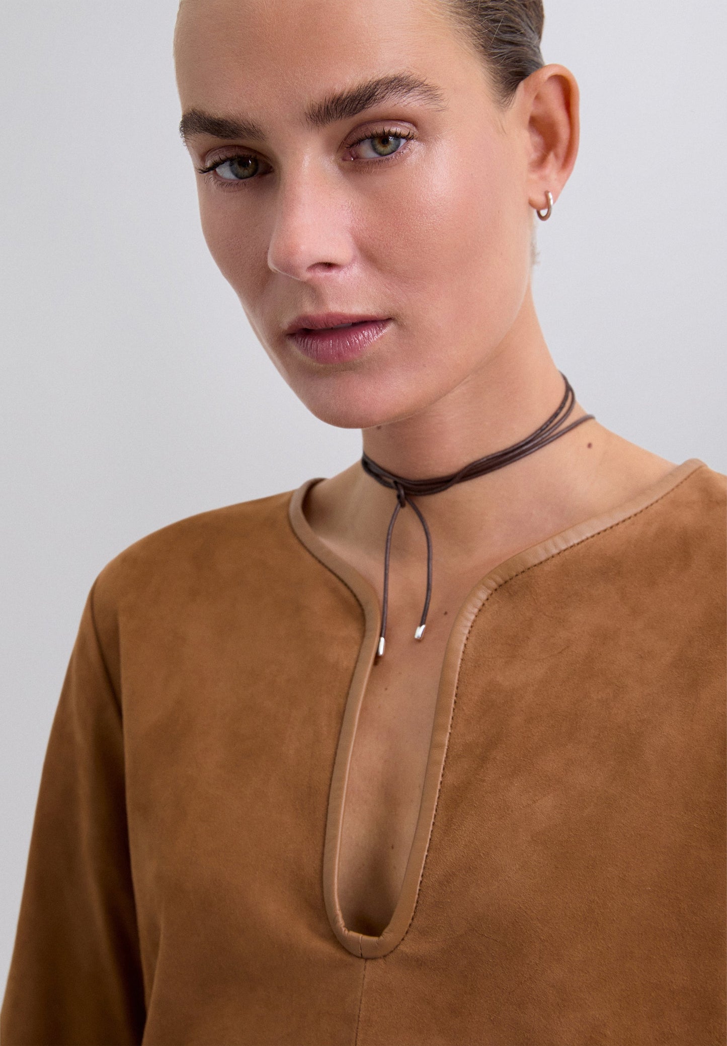 SUÈDE LEREN MINI-JURK