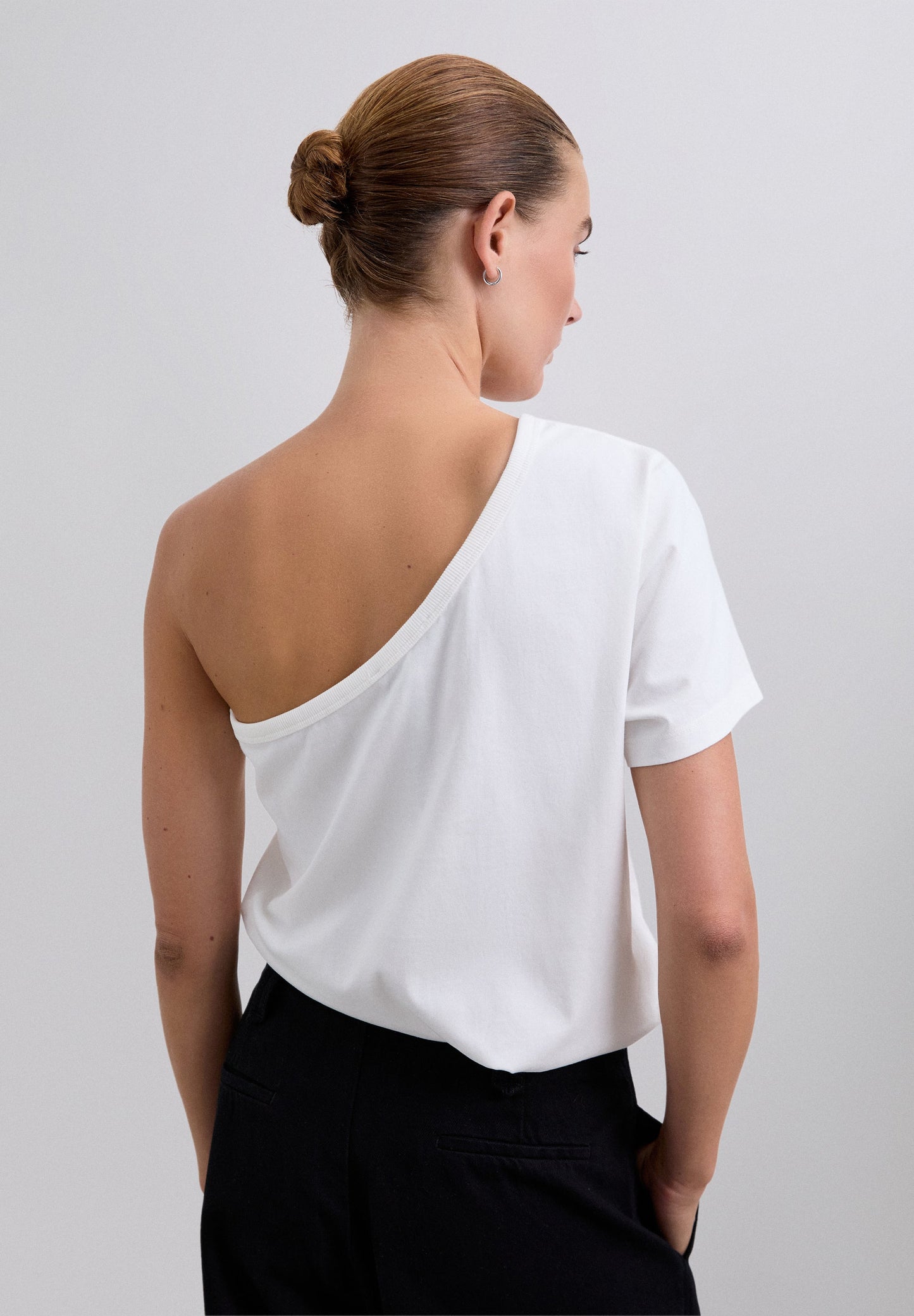 ASYMMETRIC TOP