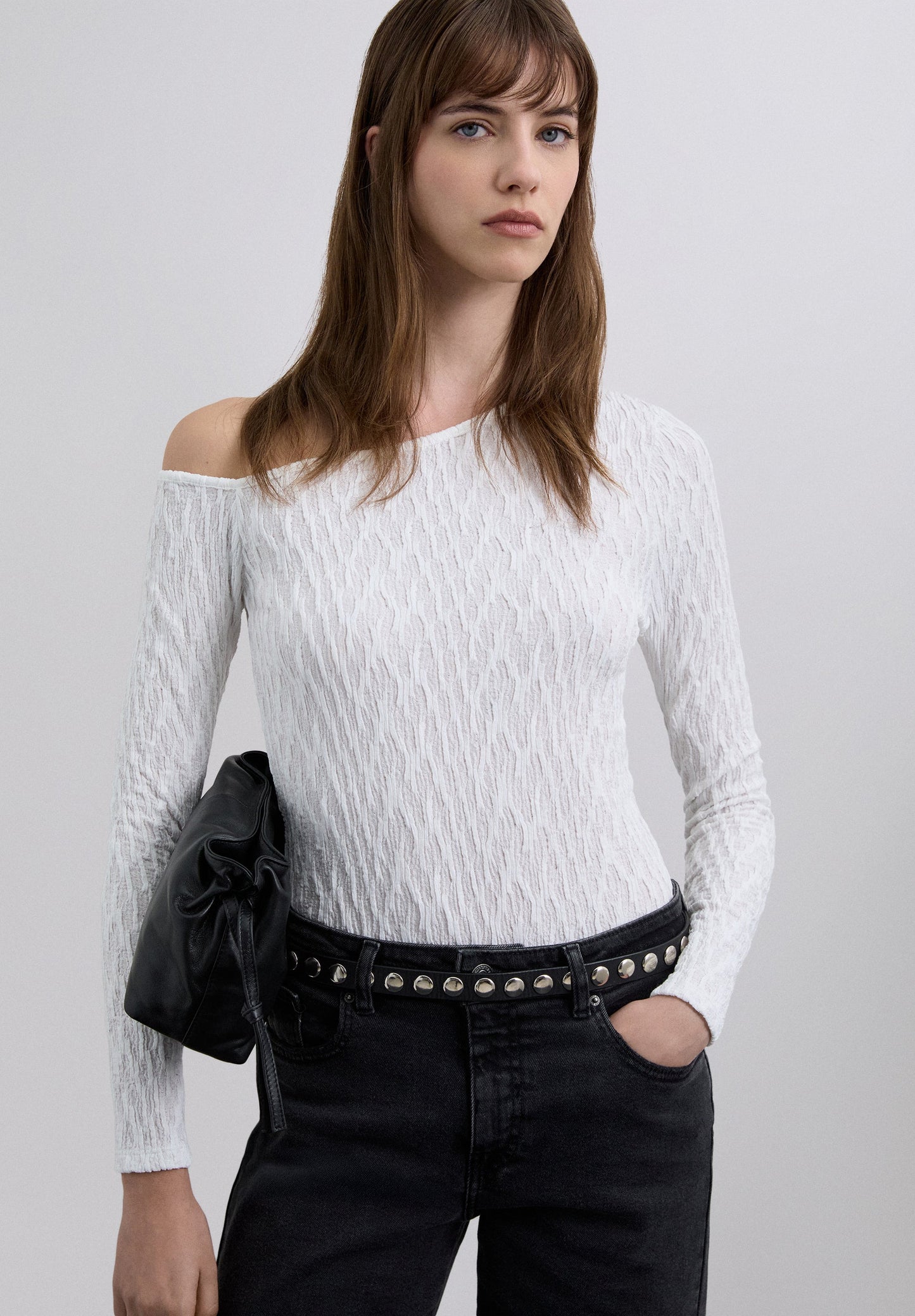ASYMMETRIC OFF-THE-SHOULDER TOP