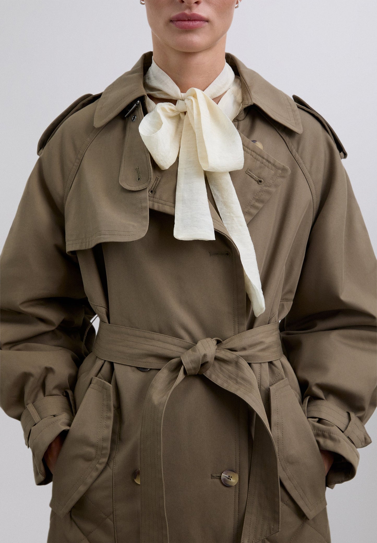 WATERPROOF TRENCH COAT