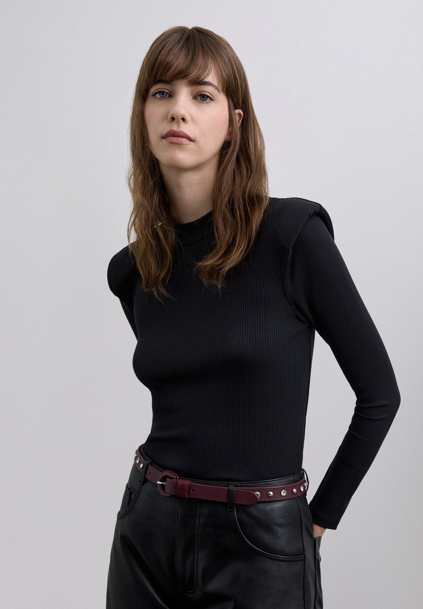 LONG SLEEVE TOP WITH SHOULDER PADS