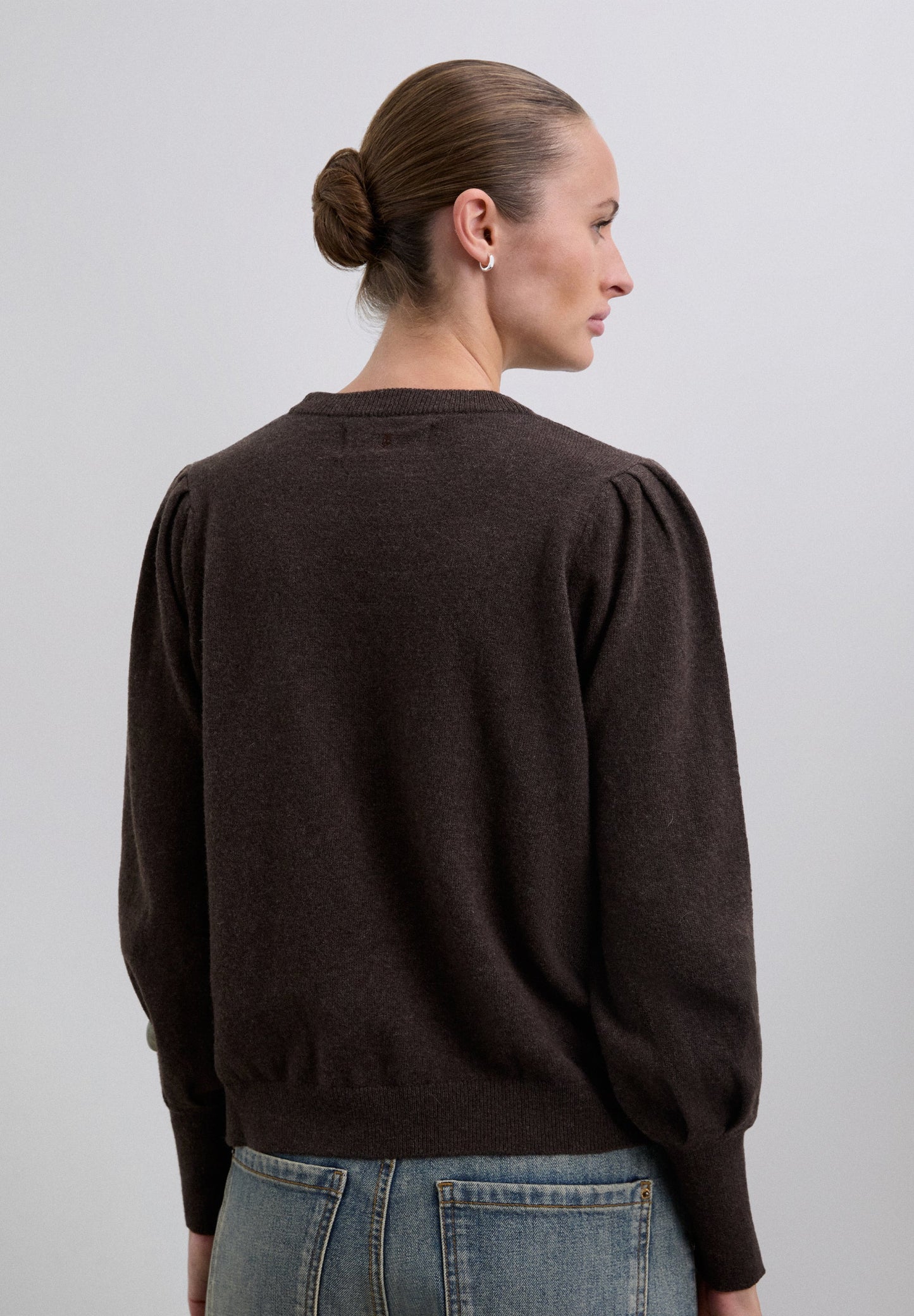 SWEATER WITH PUFFED SLEEVES