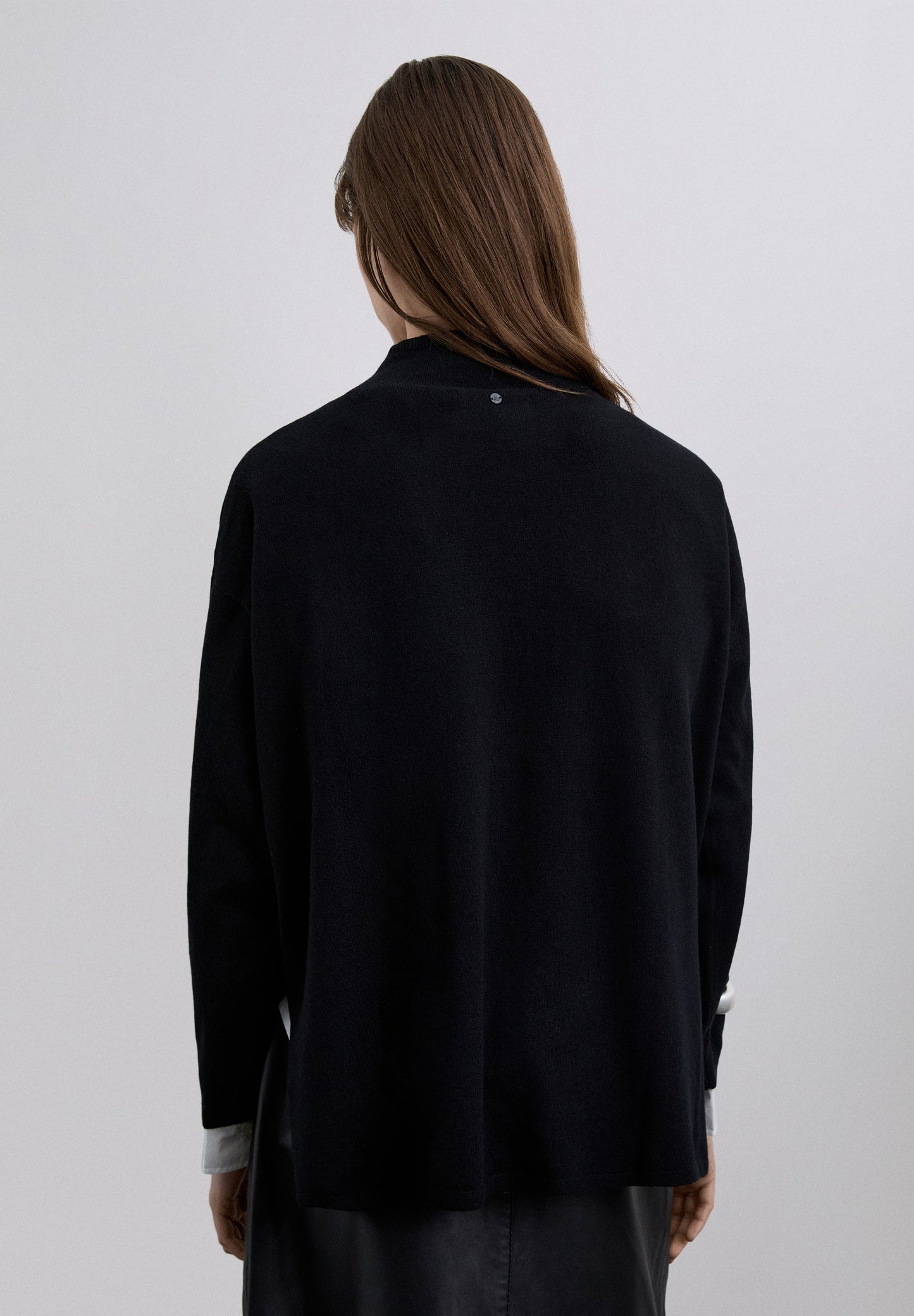 WOOL BLEND HIGH NECK SWEATER