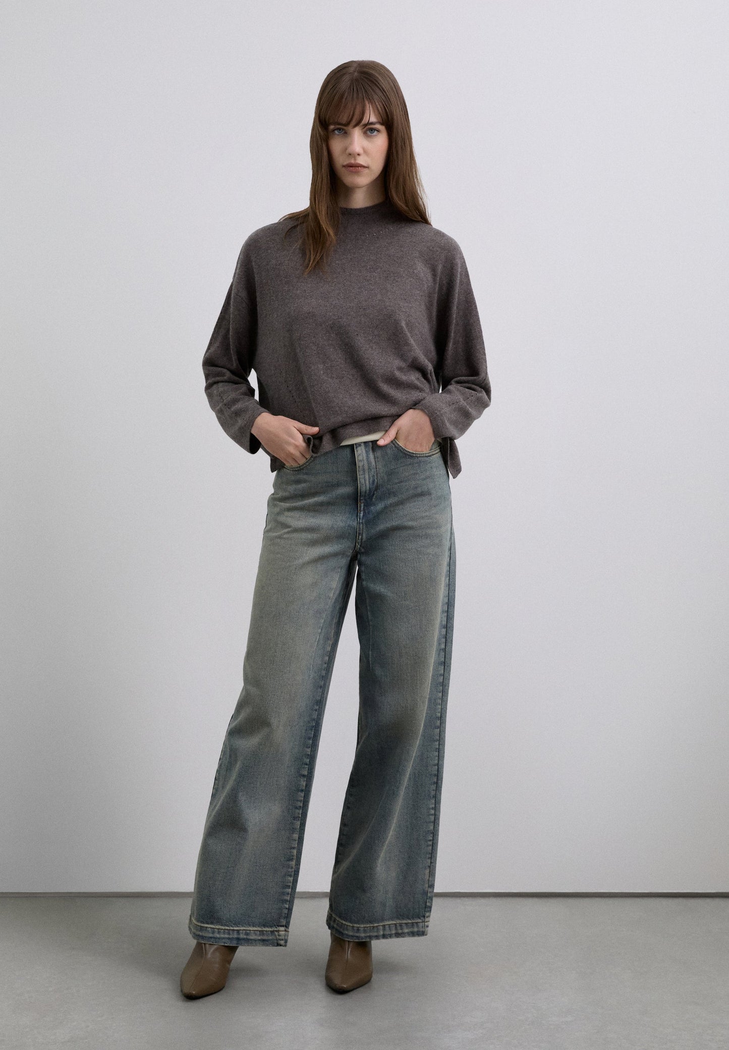 WOOL BLEND HIGH NECK SWEATER