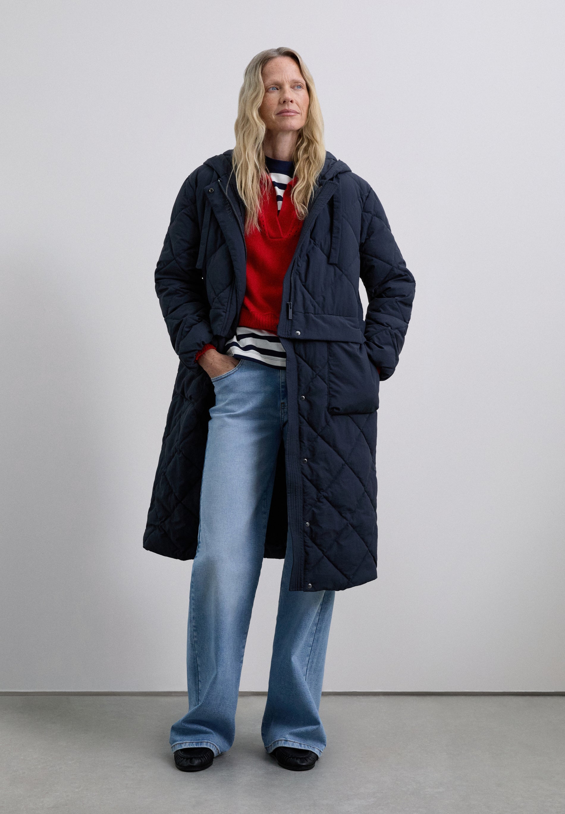 DETACHABLE PADDED COAT
