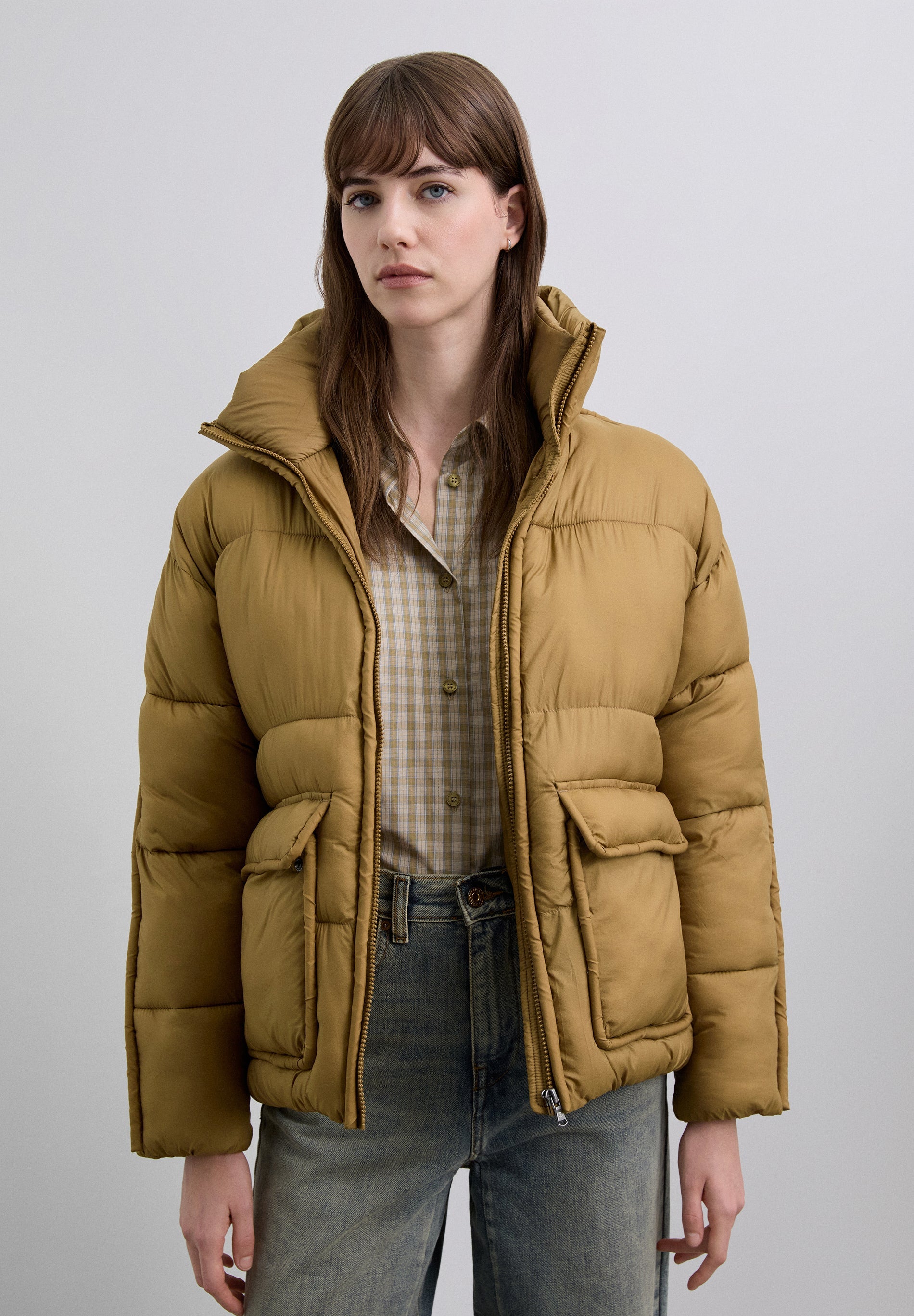 PUFFER JACKET WITH POCKETS