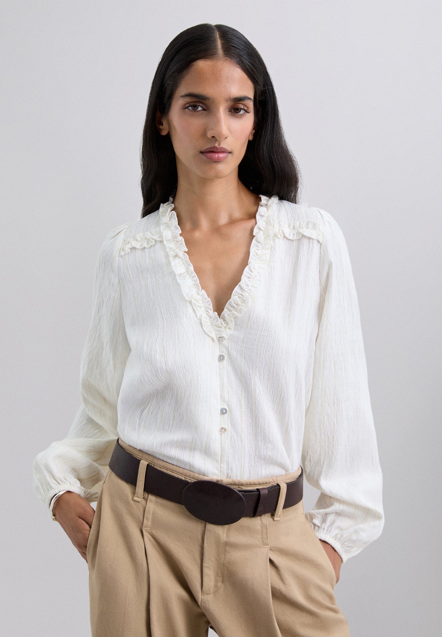 METALLIC THREAD BLOUSE WITH RUFFLES