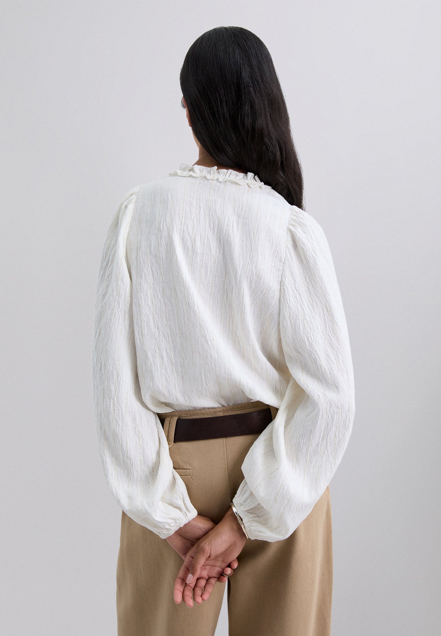 METALLIC THREAD BLOUSE WITH RUFFLES