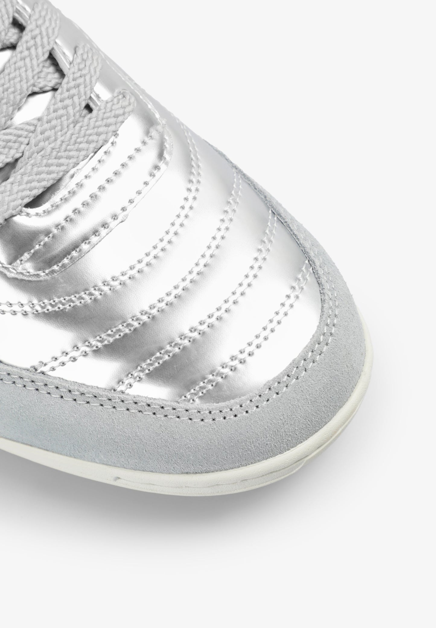 METALLIC SNEAKERS
