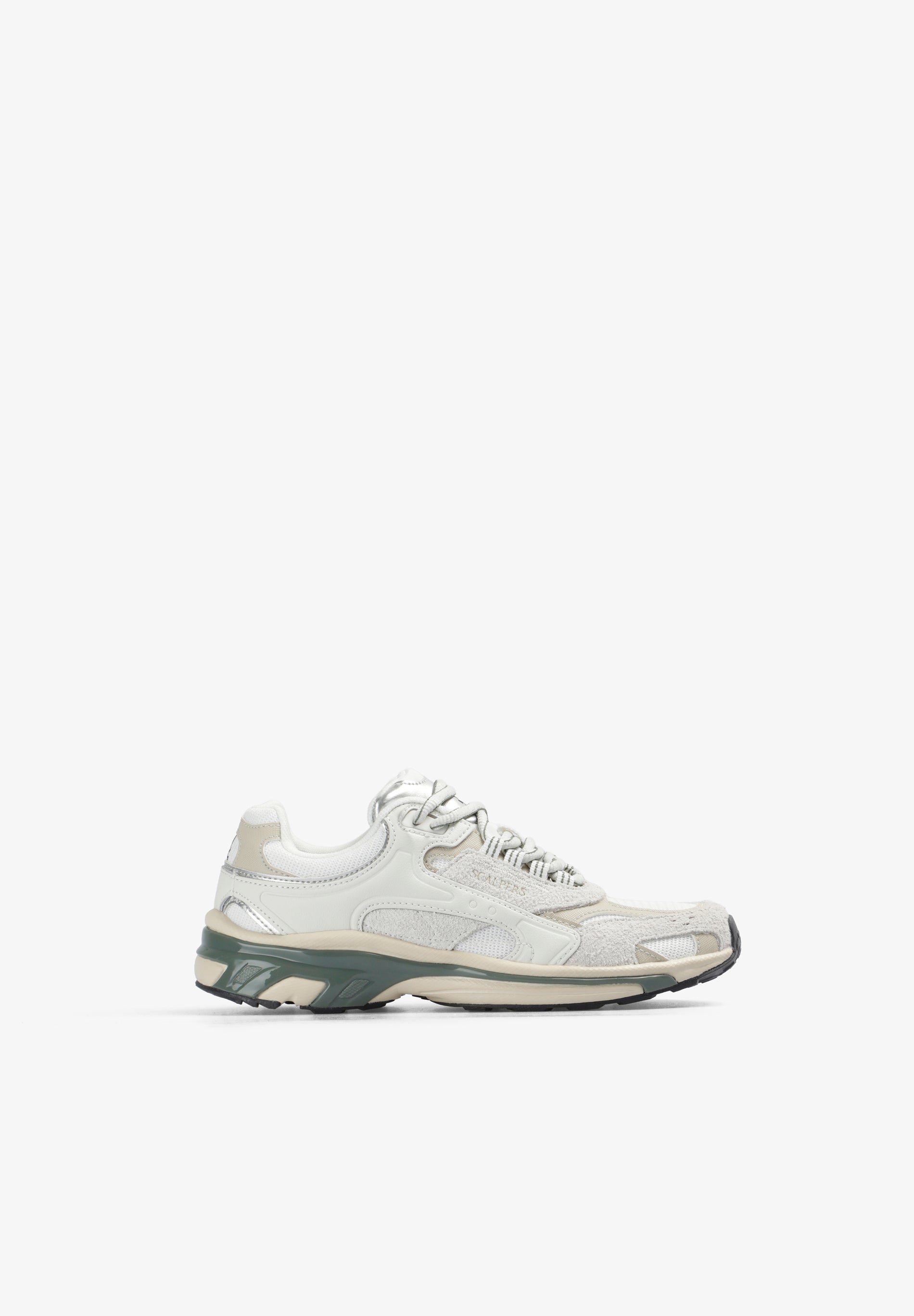 SNEAKERS WITH SPORT SOLES