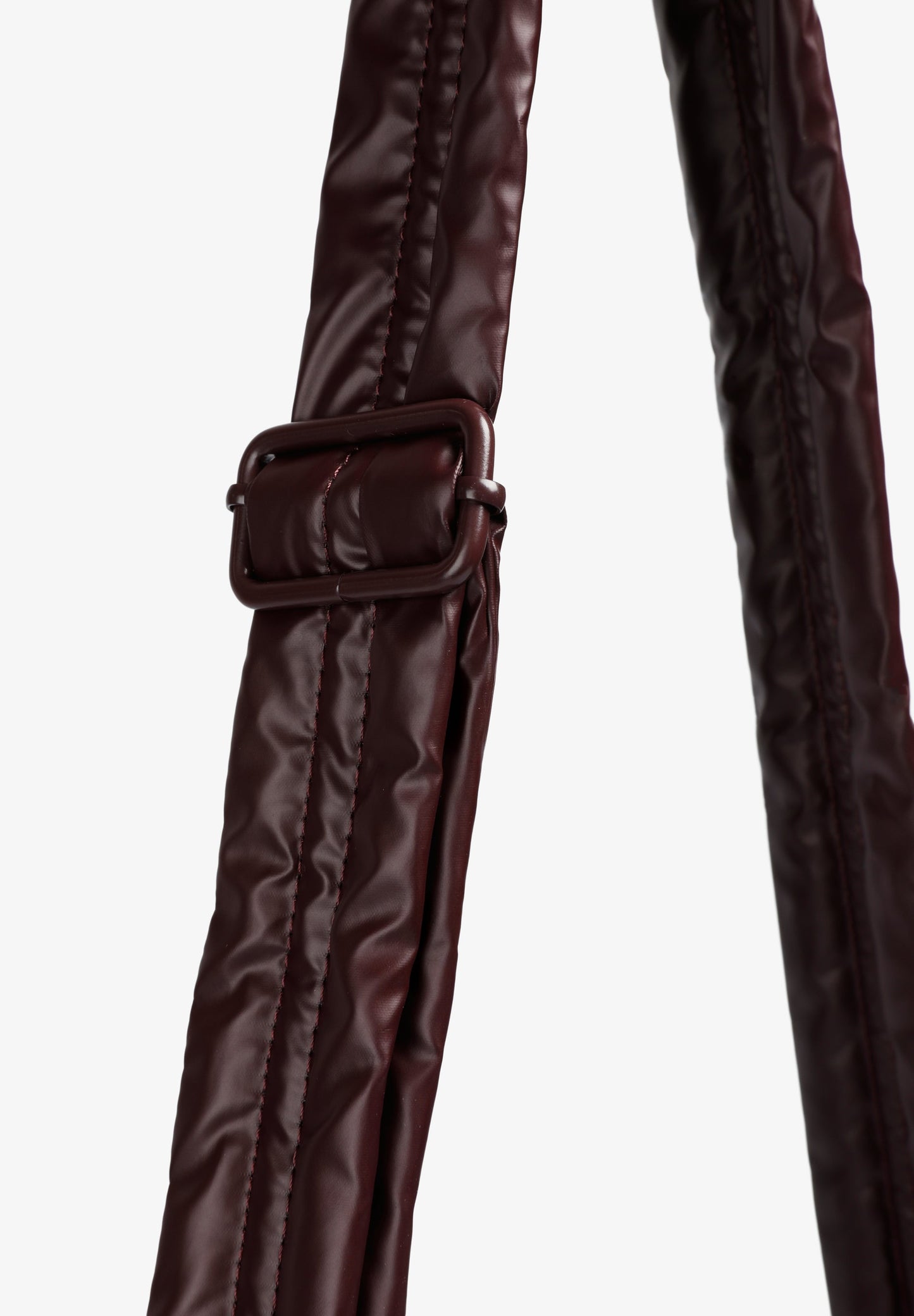 QUILTED METALLIC CROSSBODY BAG