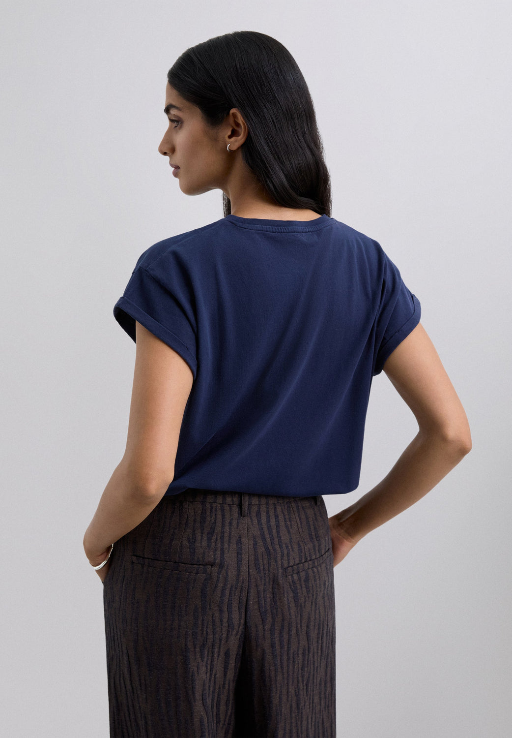 CAMISETA CALAVERA BORDADA - Scalpers