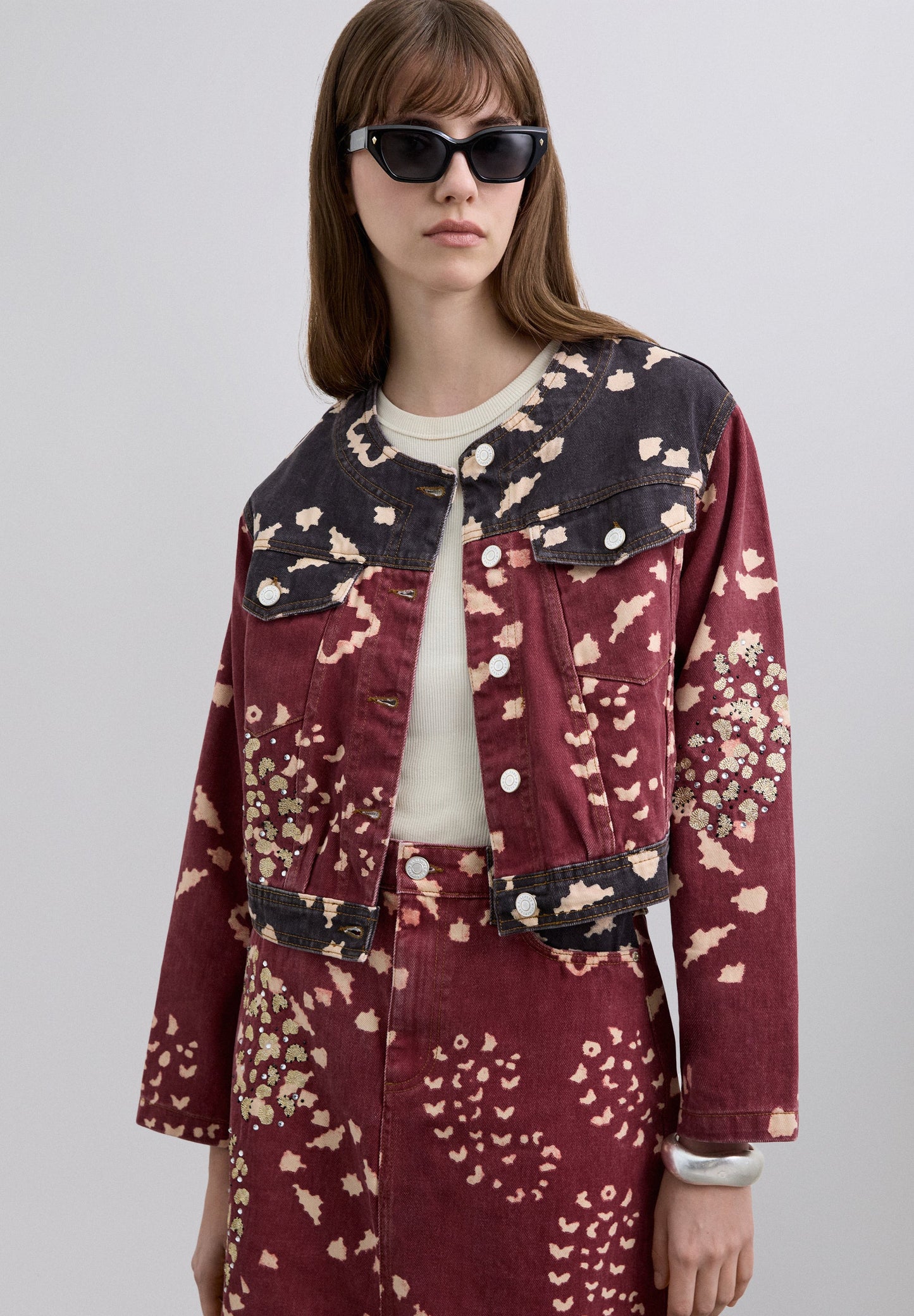 PRINTED DENIM CROP SHIRT